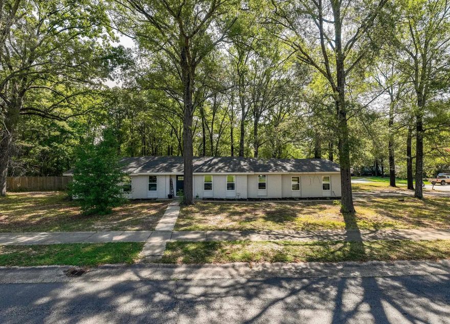 Step inside this beautifully remodeled 3-bedroom, 2-bath home with a 5 year old roof and a new HVAC system on the way! Freshly updated from top to bottom, this home is move-in ready and perfectly located close to shopping, dining, and more. Don’t miss your chance to see it—this one won’t last long!