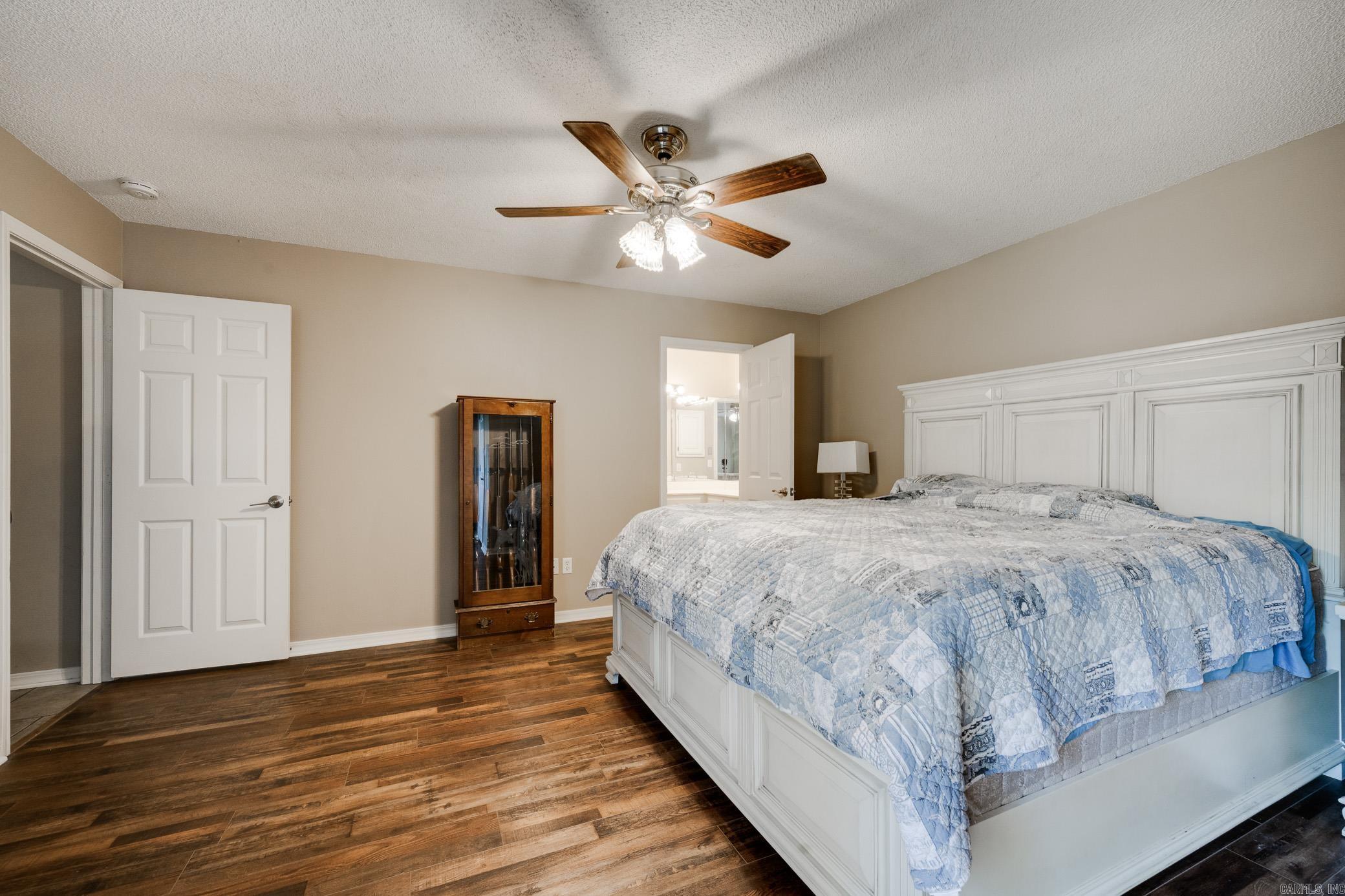 SIMMONS PLACE - Residential