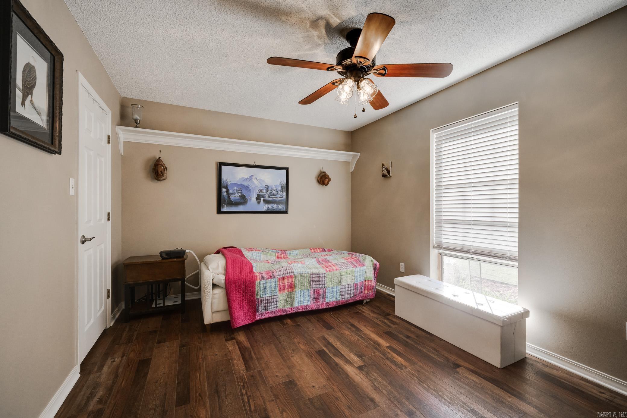 SIMMONS PLACE - Residential