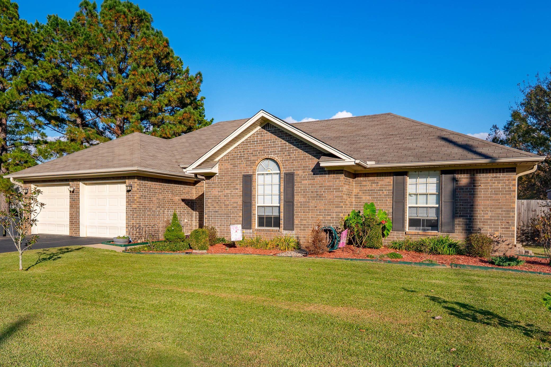 SIMMONS PLACE - Residential