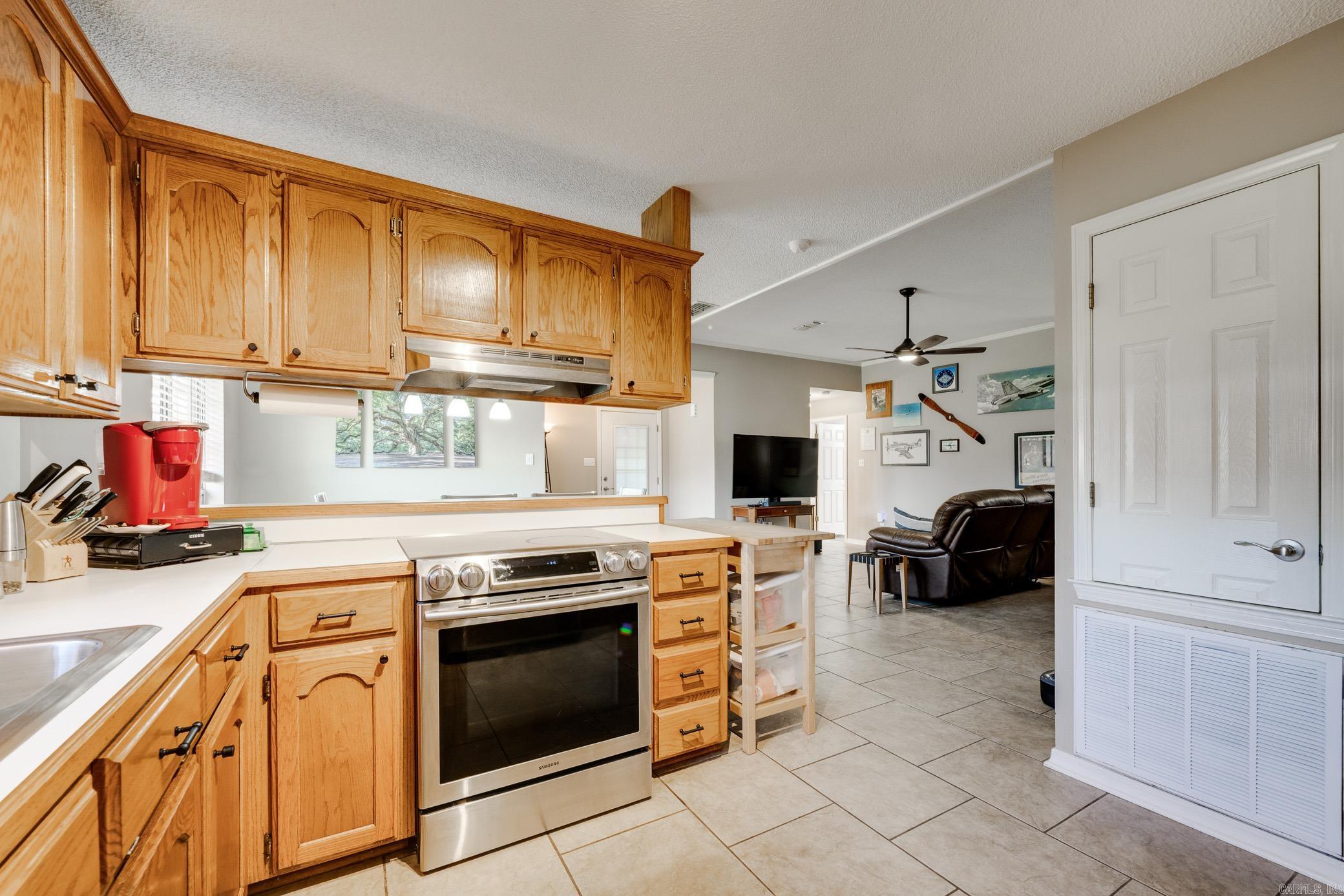 SIMMONS PLACE - Residential