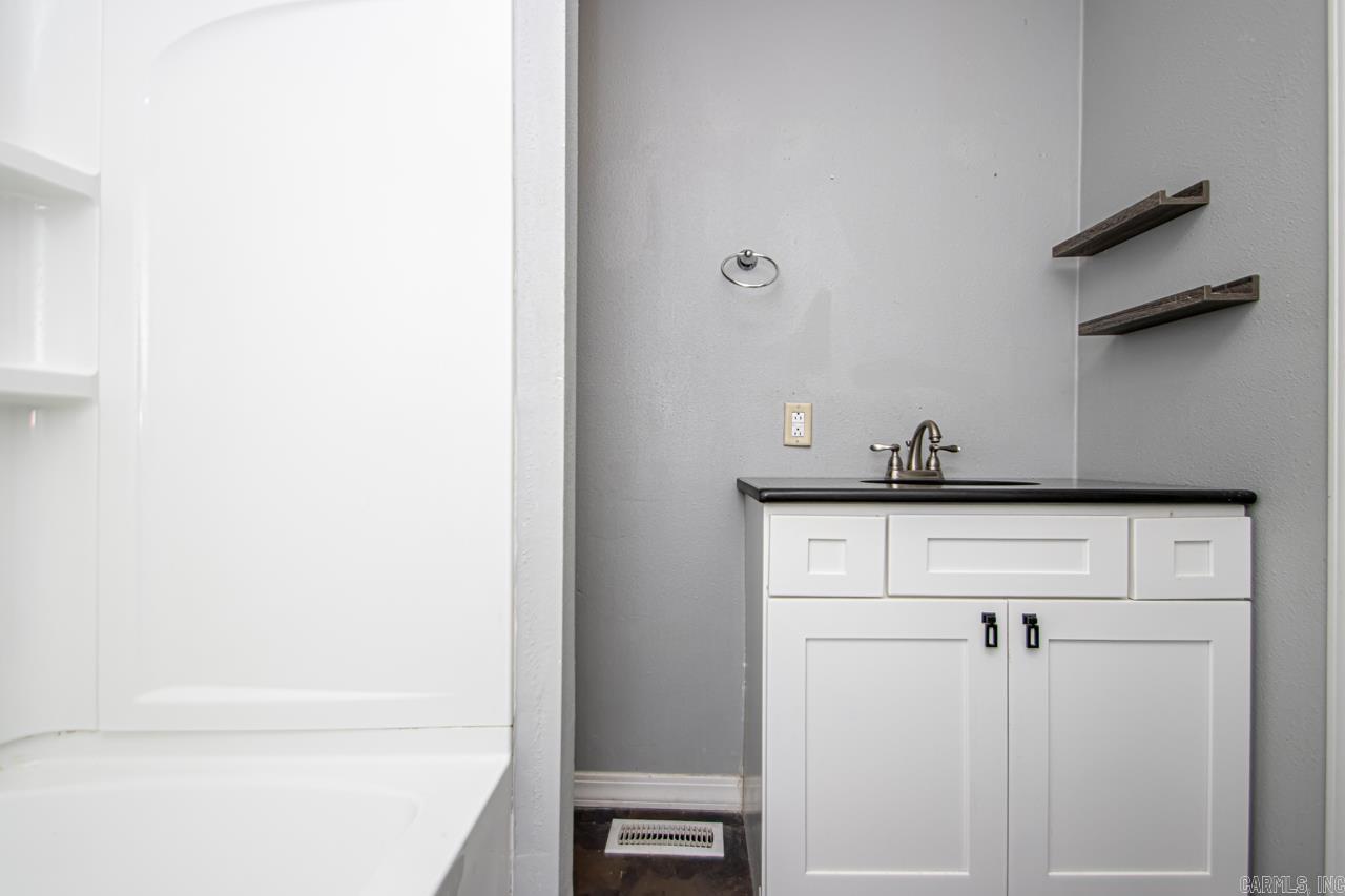 Atkins Home Tract - Residential Income