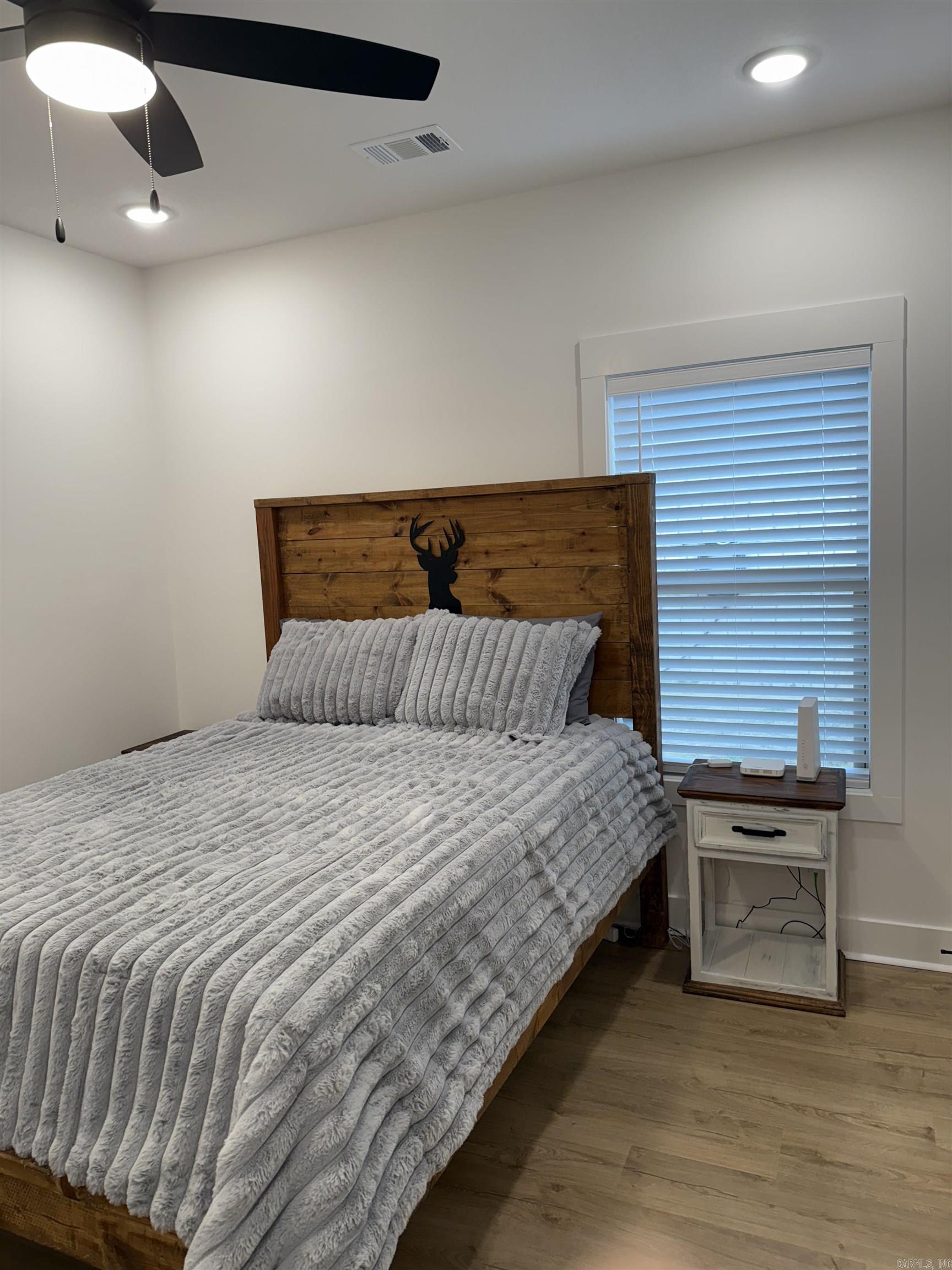 WINDSOR LANDING - Residential