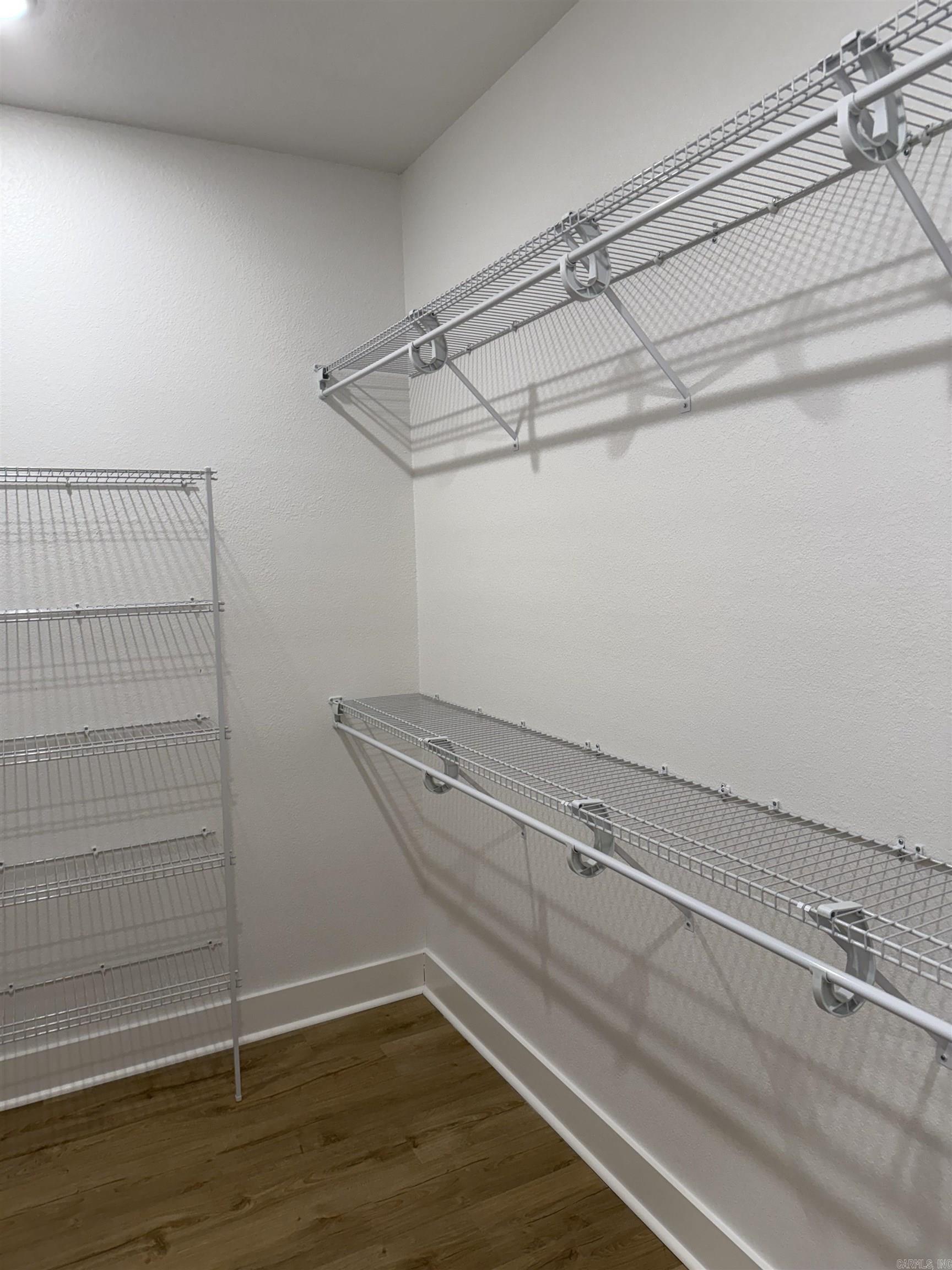 WINDSOR LANDING - Residential