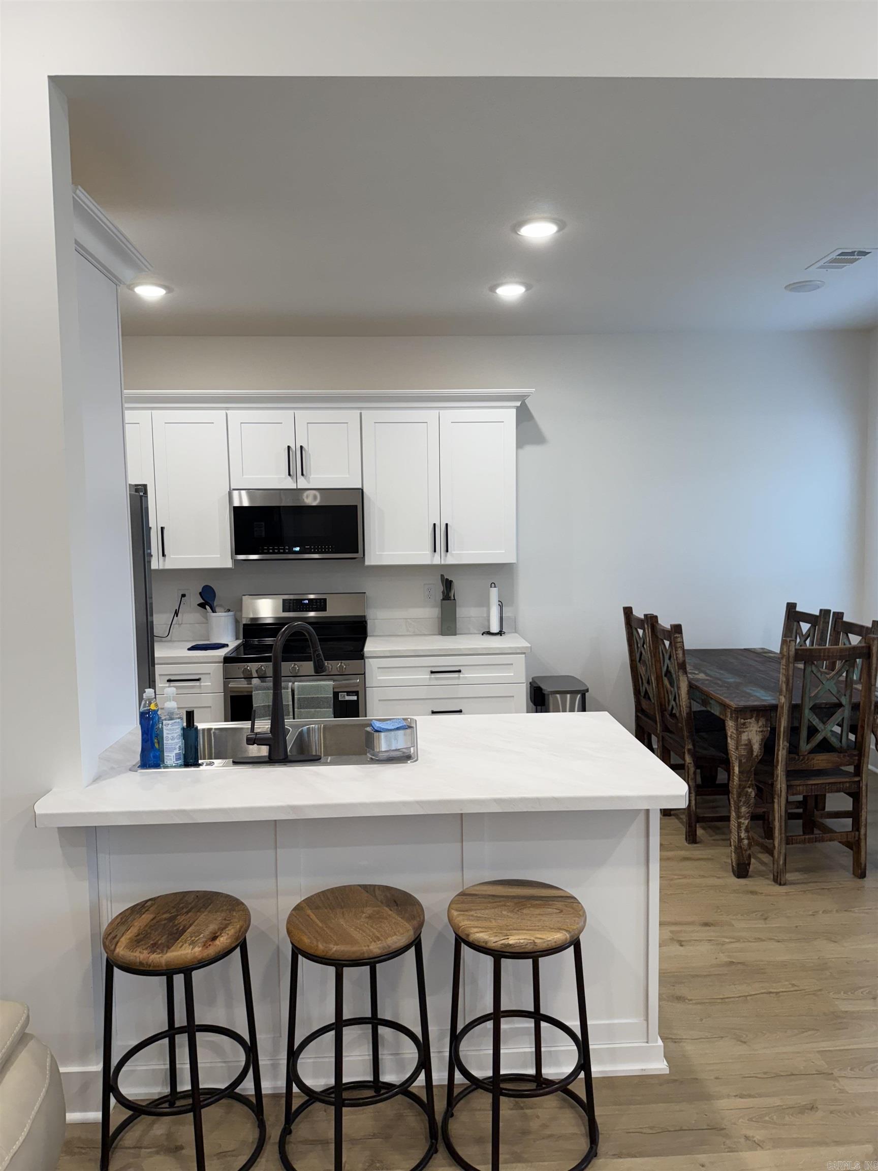 WINDSOR LANDING - Residential