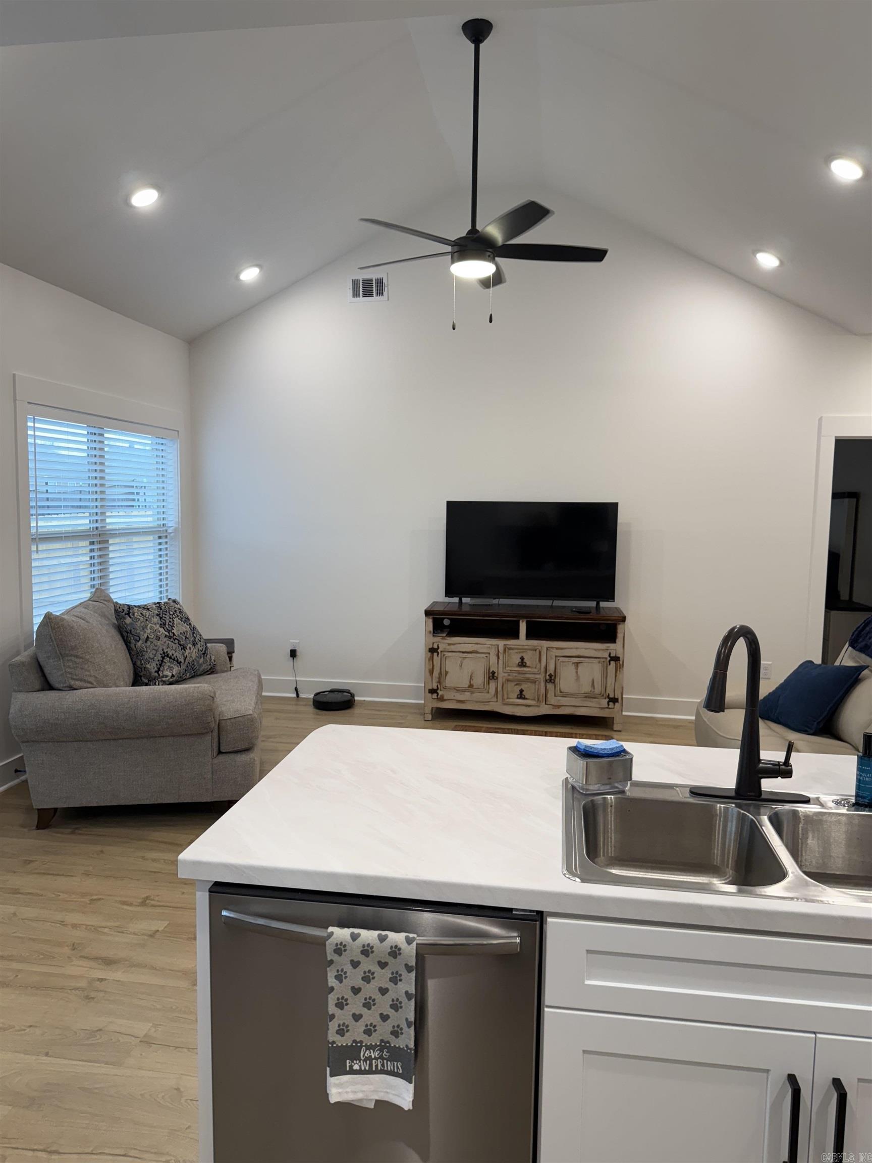 WINDSOR LANDING - Residential