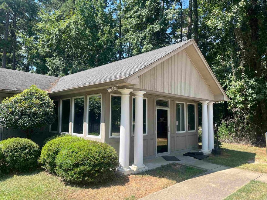 New Listing Monticello!!  Looking for the perfect space with room to grow? This versatile property is ready for its next chapter—whether you’re opening a medical practice, launching a community nonprofit, creating an educational center, or expanding your business operations.  Features You’ll Love:  Multiple private exam rooms – ideal for patient care, offices, or workstations  Main lobby & reception – professional first impression every time  Lab & X-ray rooms – functional for medical or technical use  Break room/kitchen – perfect for staff lunches & meetings  6 restrooms for convenience  Generous storage space for equipment, supplies, or archives  Private rooms – easily adaptable for offices, classrooms, studios, or collaborative workspaces  Prime Location: Just steps from Baptist Hospital in Monticello—high visibility and easy access for clients, patients, or visitors.  Whether you need a turnkey medical office or want to reimagine the layout for education, training, business operations, or creative ventures, this property delivers endless possibilities!  Let's go take a tour!!