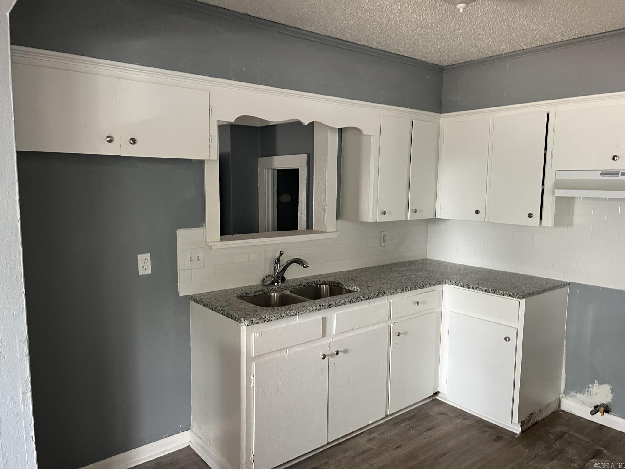 Melanie Park - Residential Lease