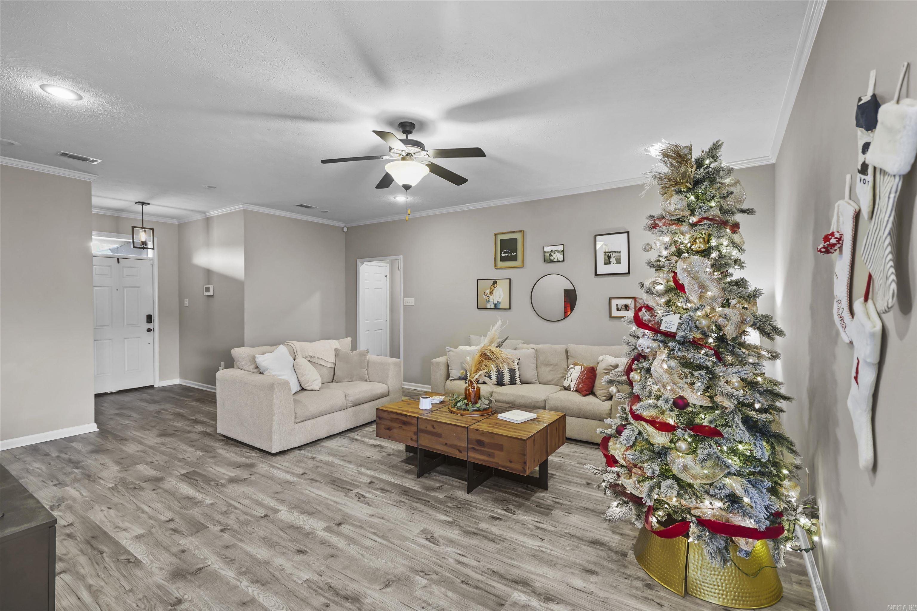 STERLING COURT - Residential