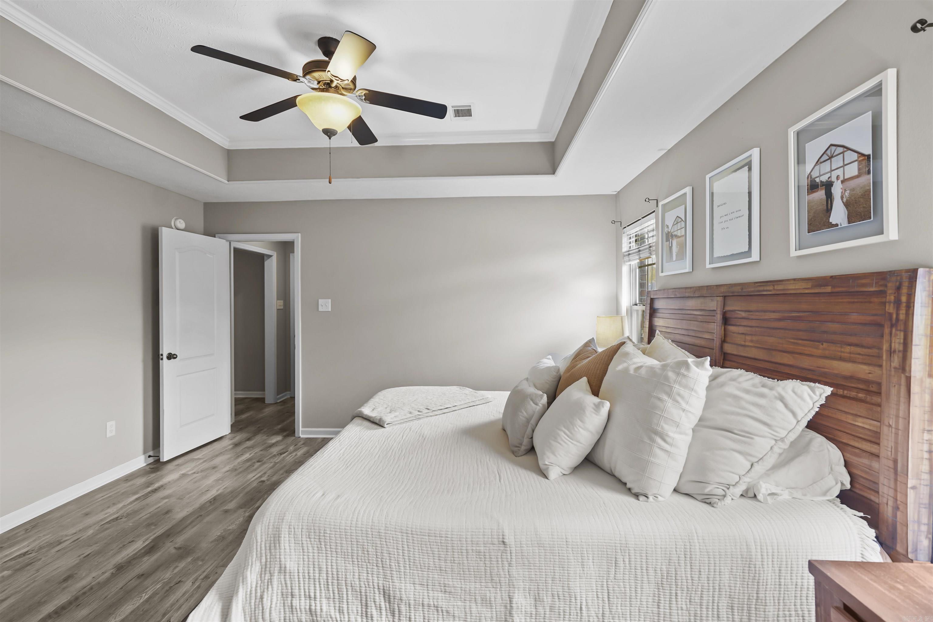 STERLING COURT - Residential