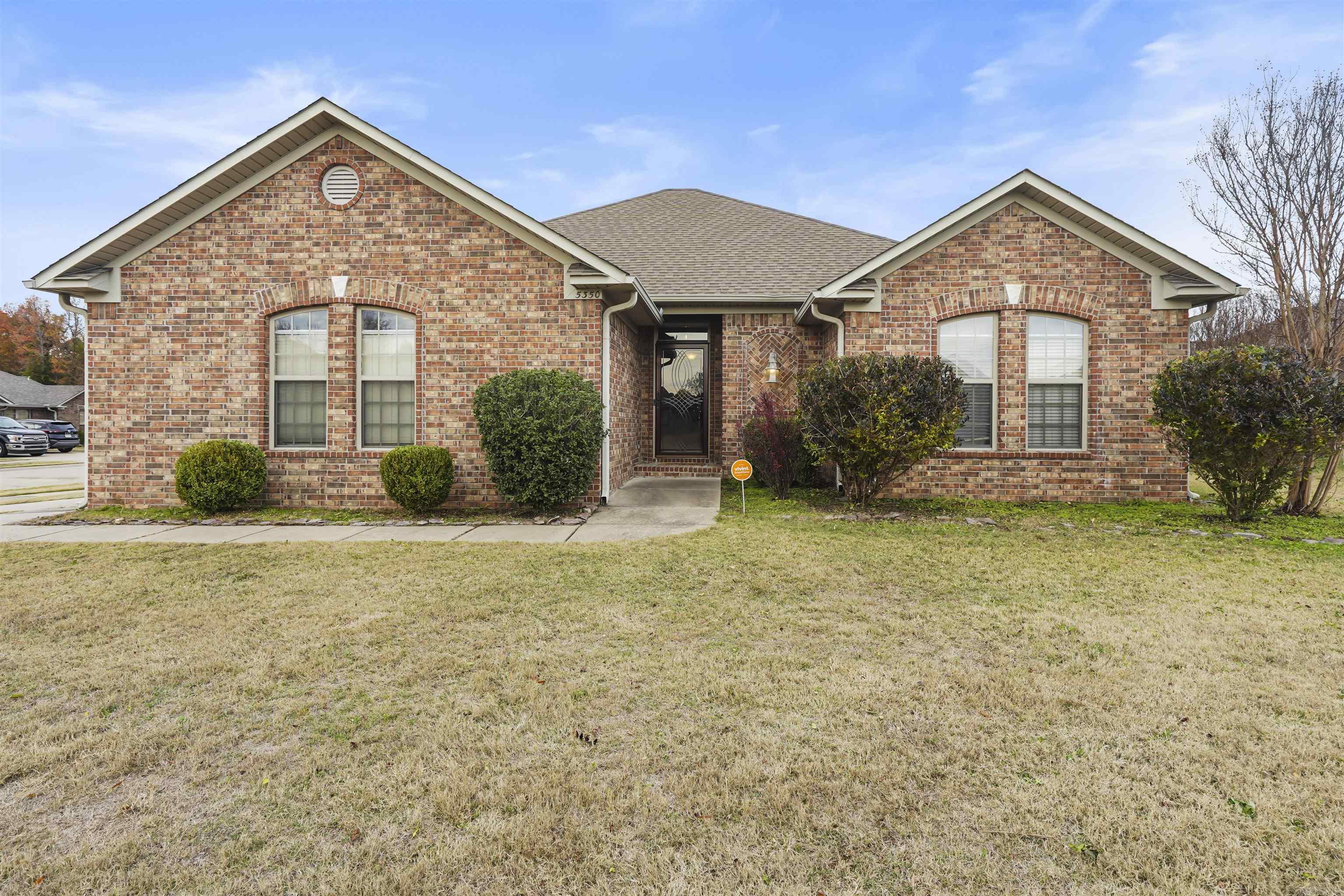 STERLING COURT - Residential