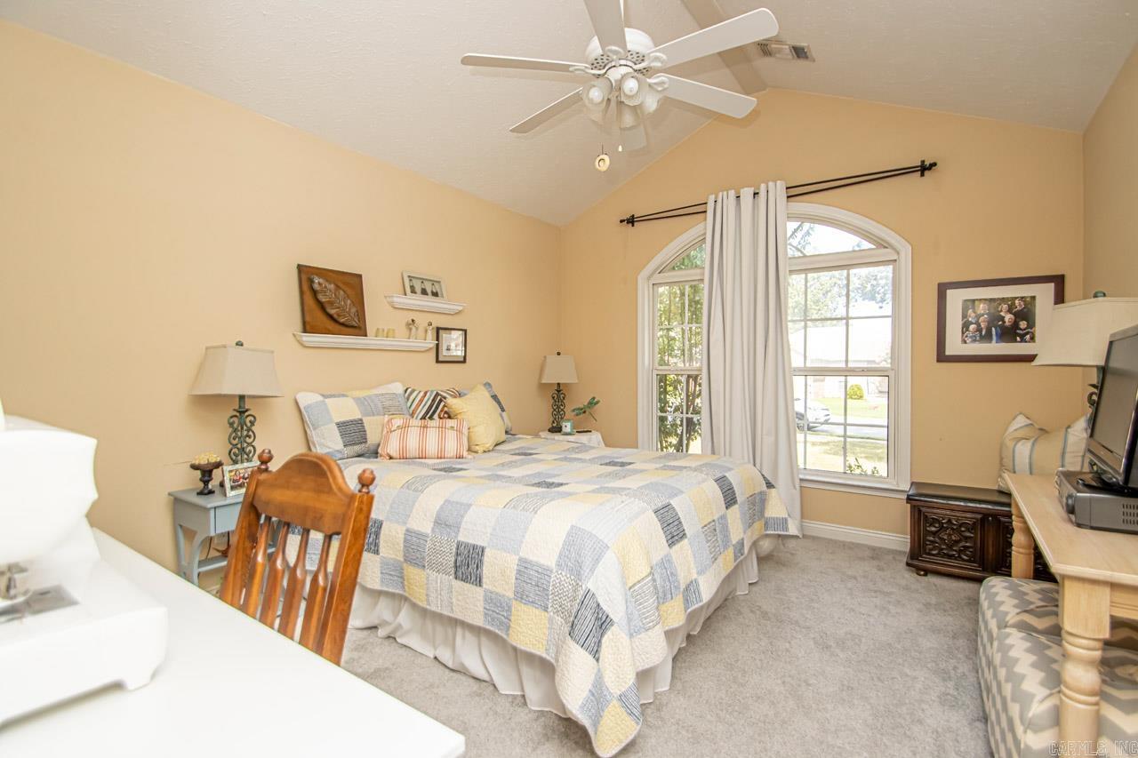 CROOKED CREEK - Residential