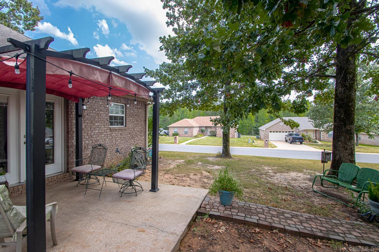 CROOKED CREEK - Residential