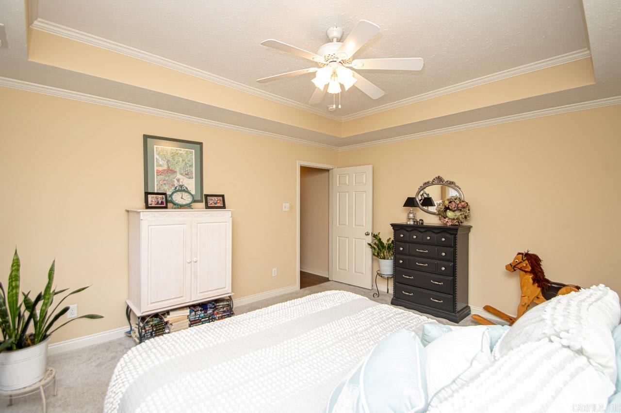 CROOKED CREEK - Residential