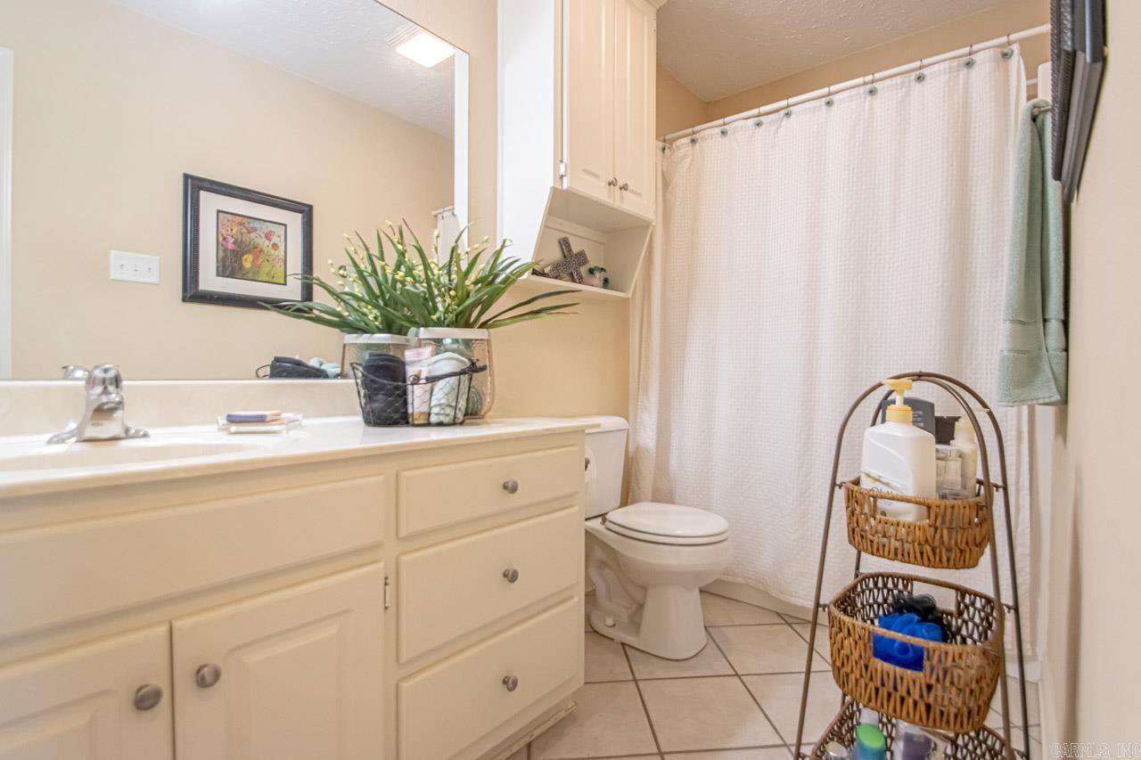 CROOKED CREEK - Residential