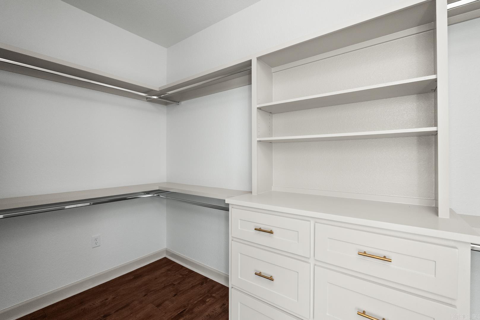 SUNSET LANDING - Residential