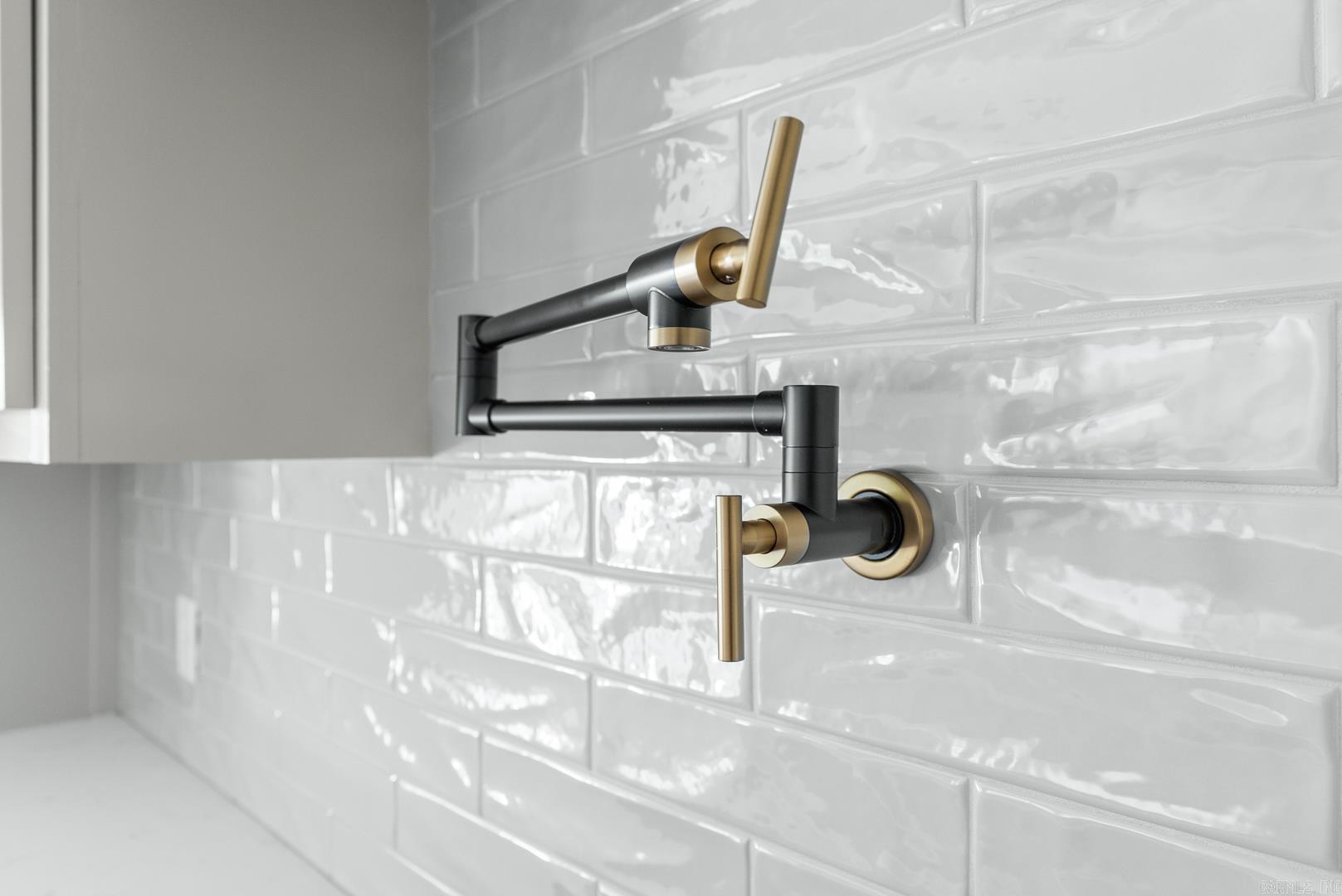 SUNSET LANDING - Residential