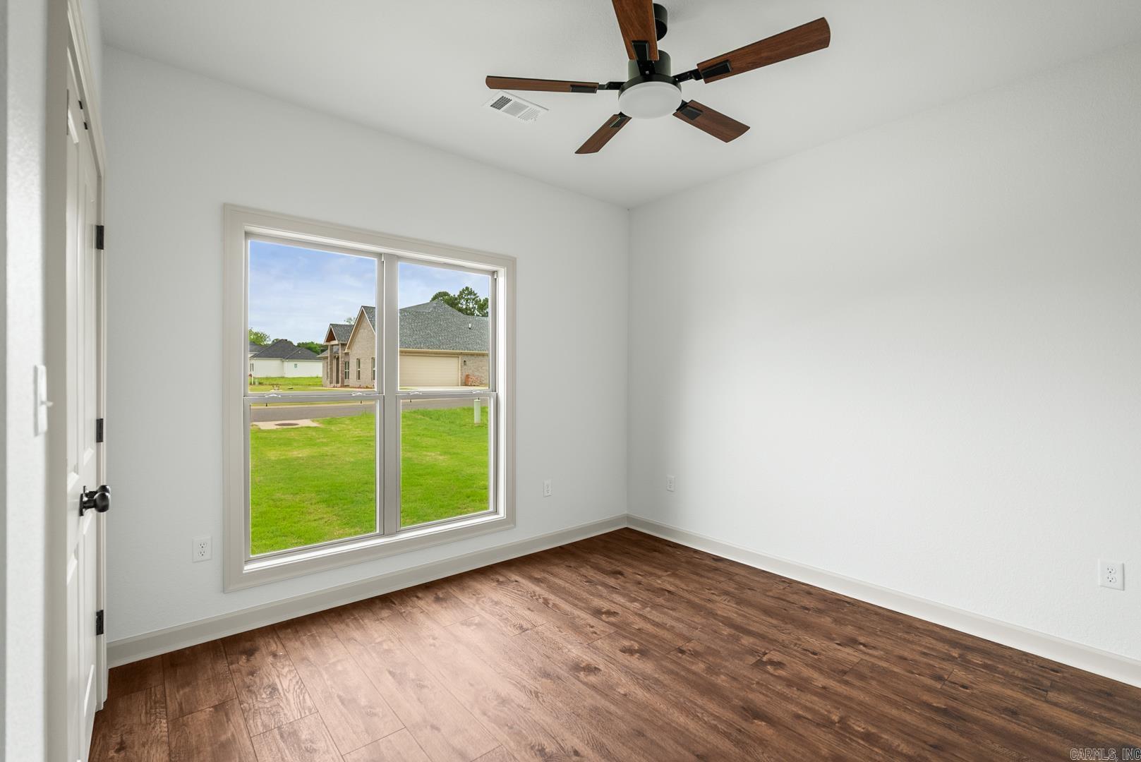 SUNSET LANDING - Residential