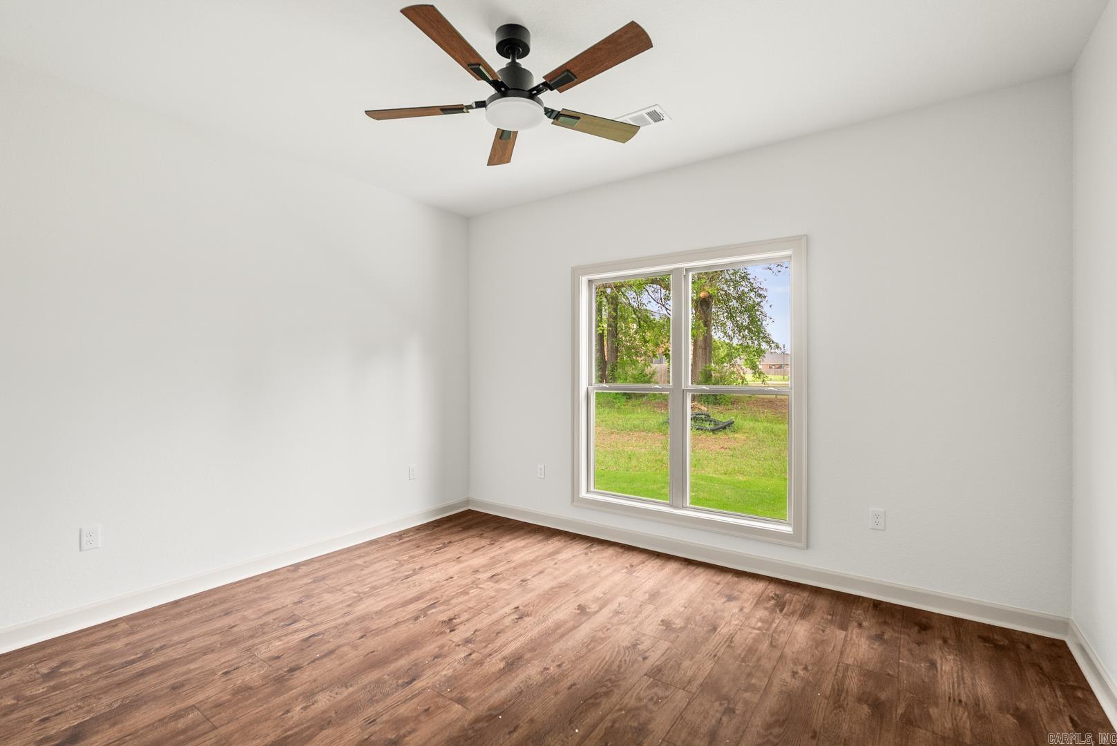 SUNSET LANDING - Residential