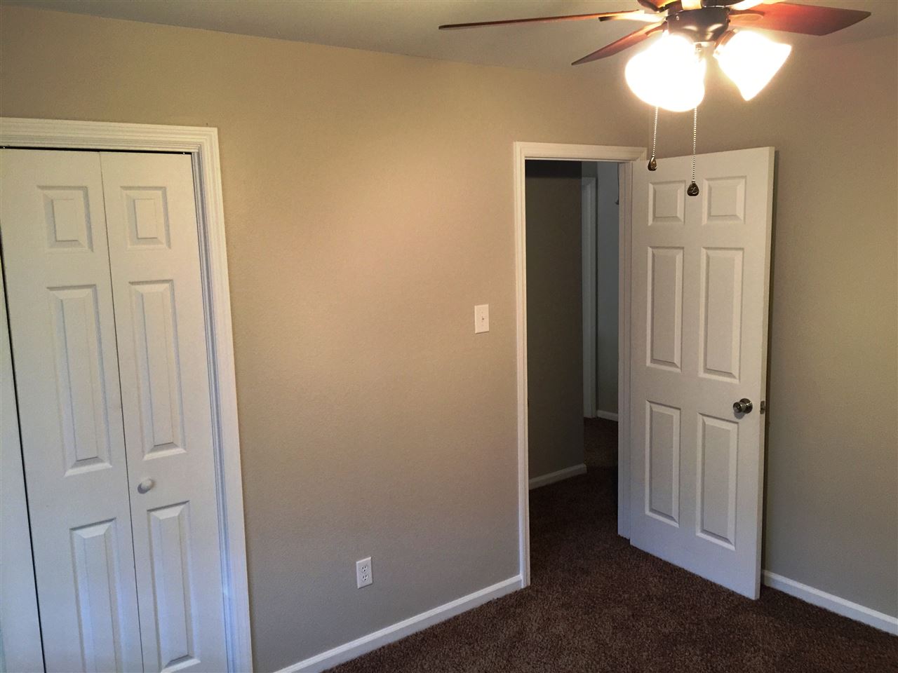 Springhill Manor - Residential