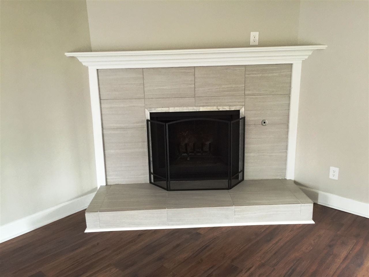 Springhill Manor - Residential