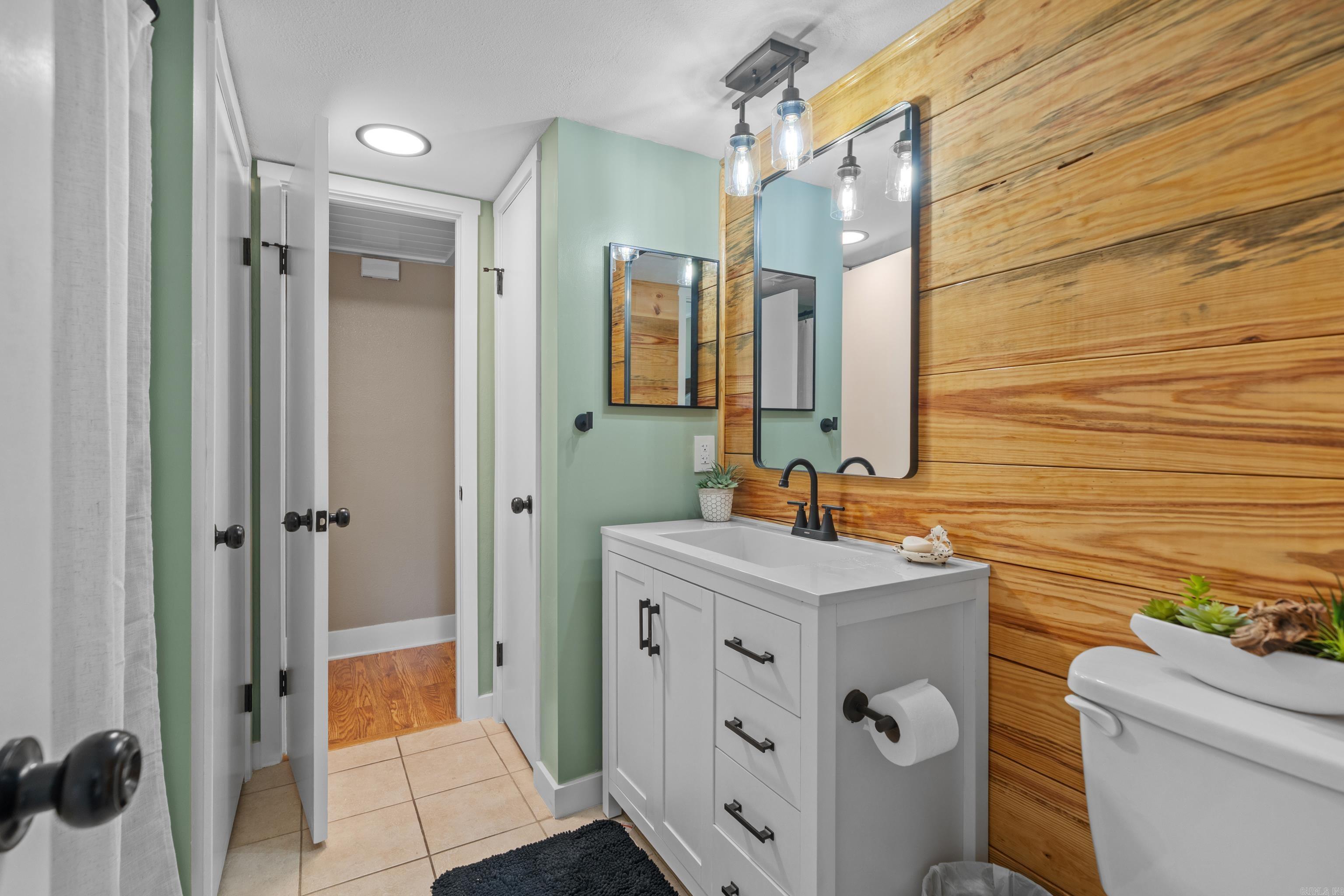 Madrid Courts - Residential