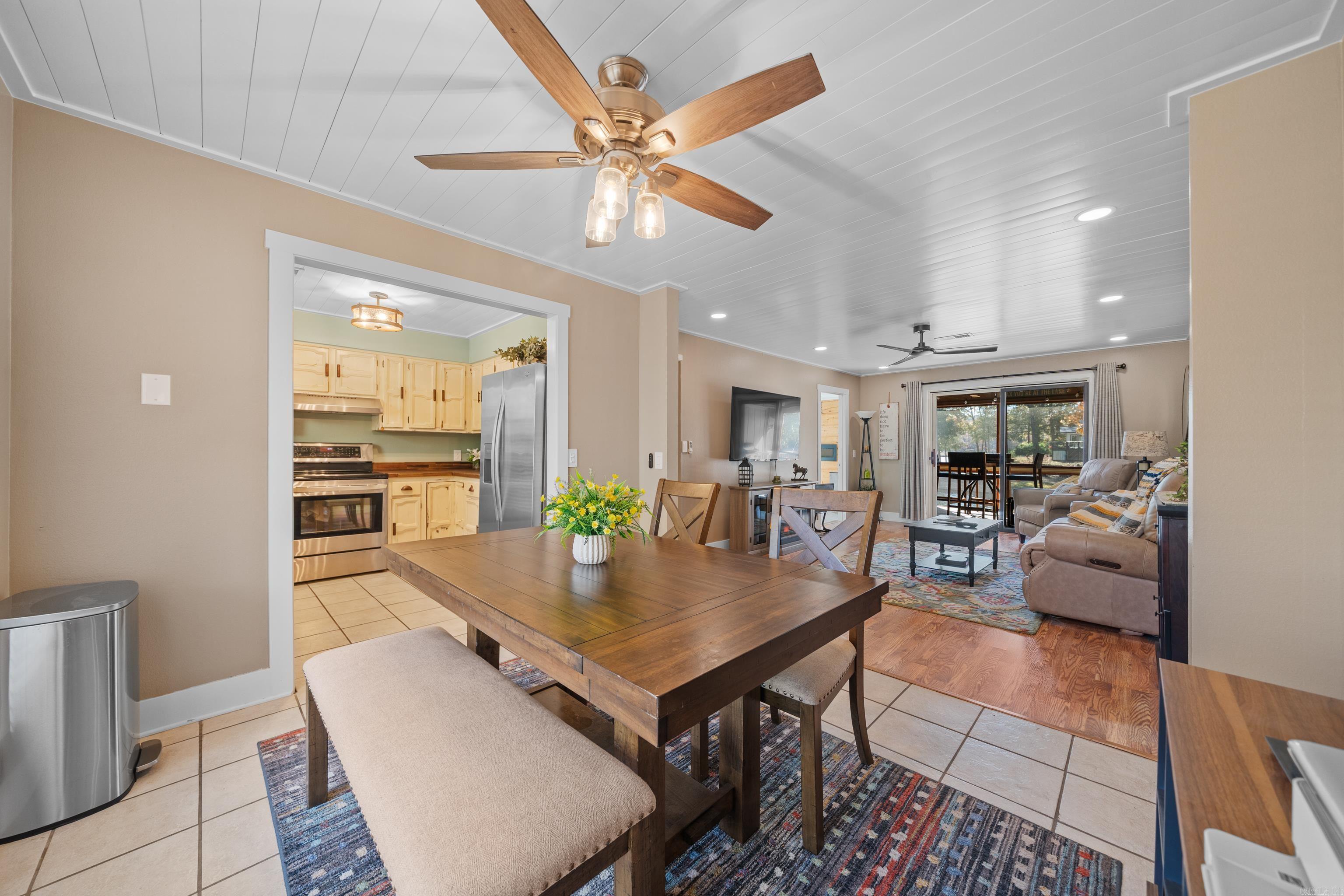 Madrid Courts - Residential