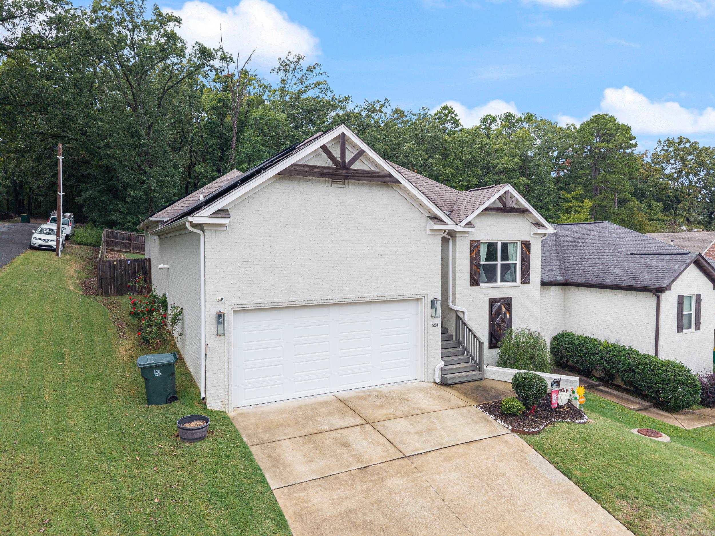 GIBRALTER HGTS - Residential