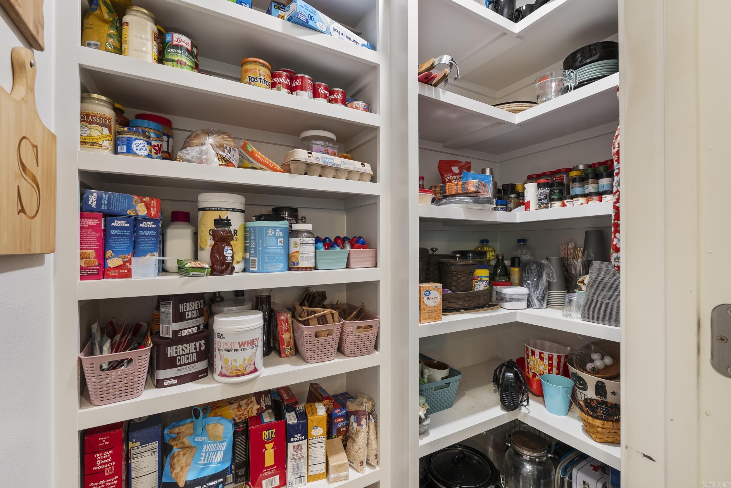 GIBRALTER HGTS - Residential