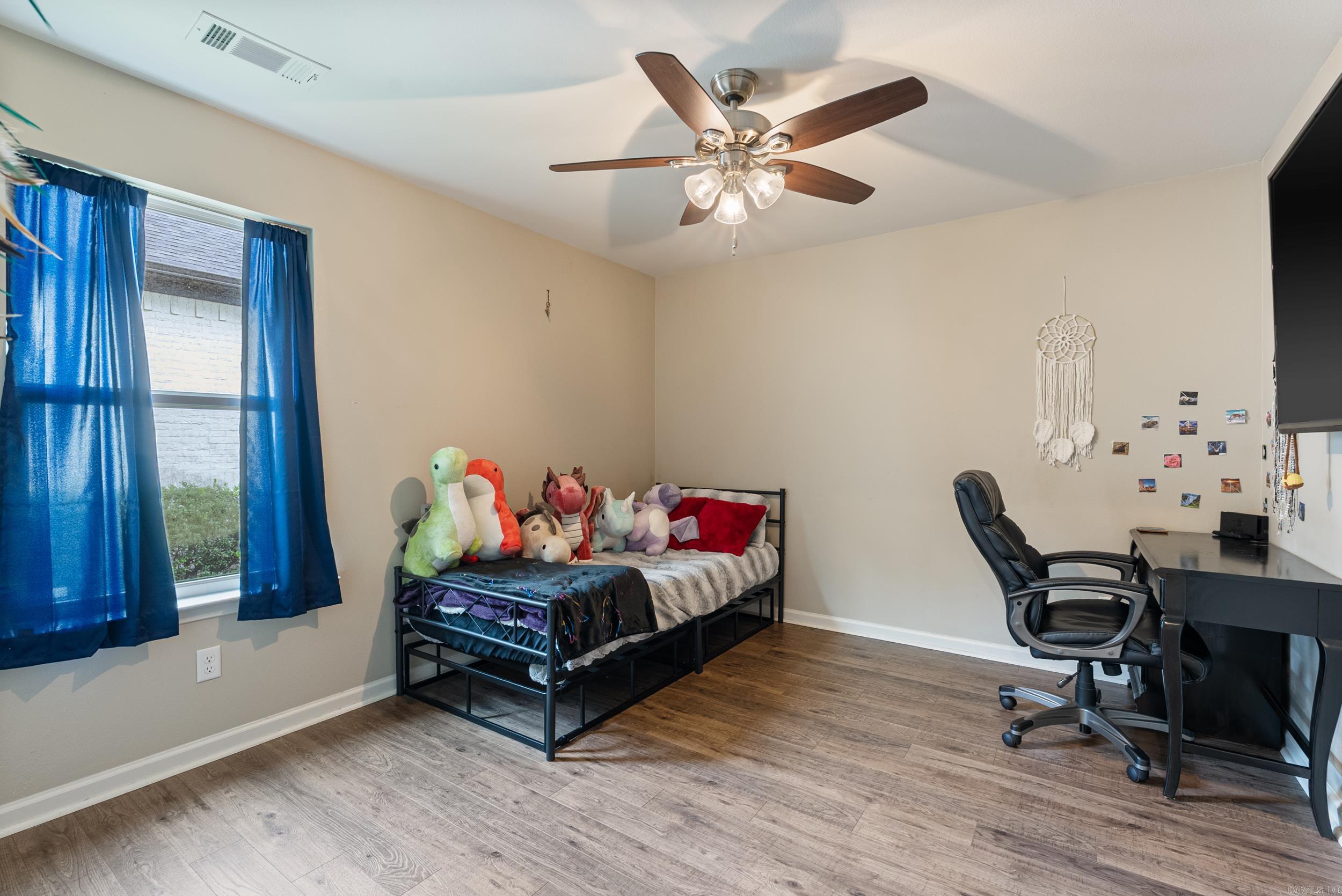 GIBRALTER HGTS - Residential