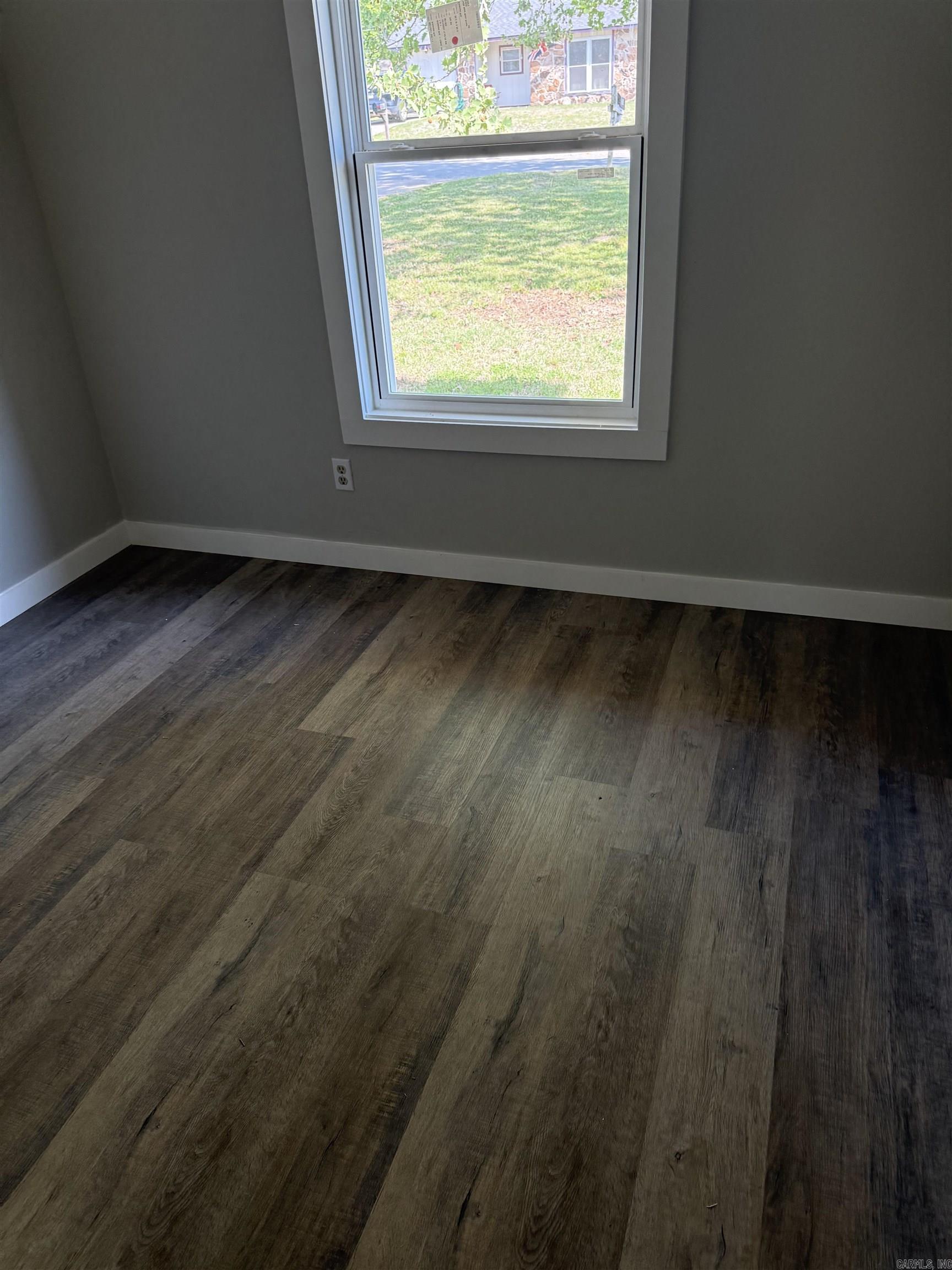 BRIARFIELD - Residential