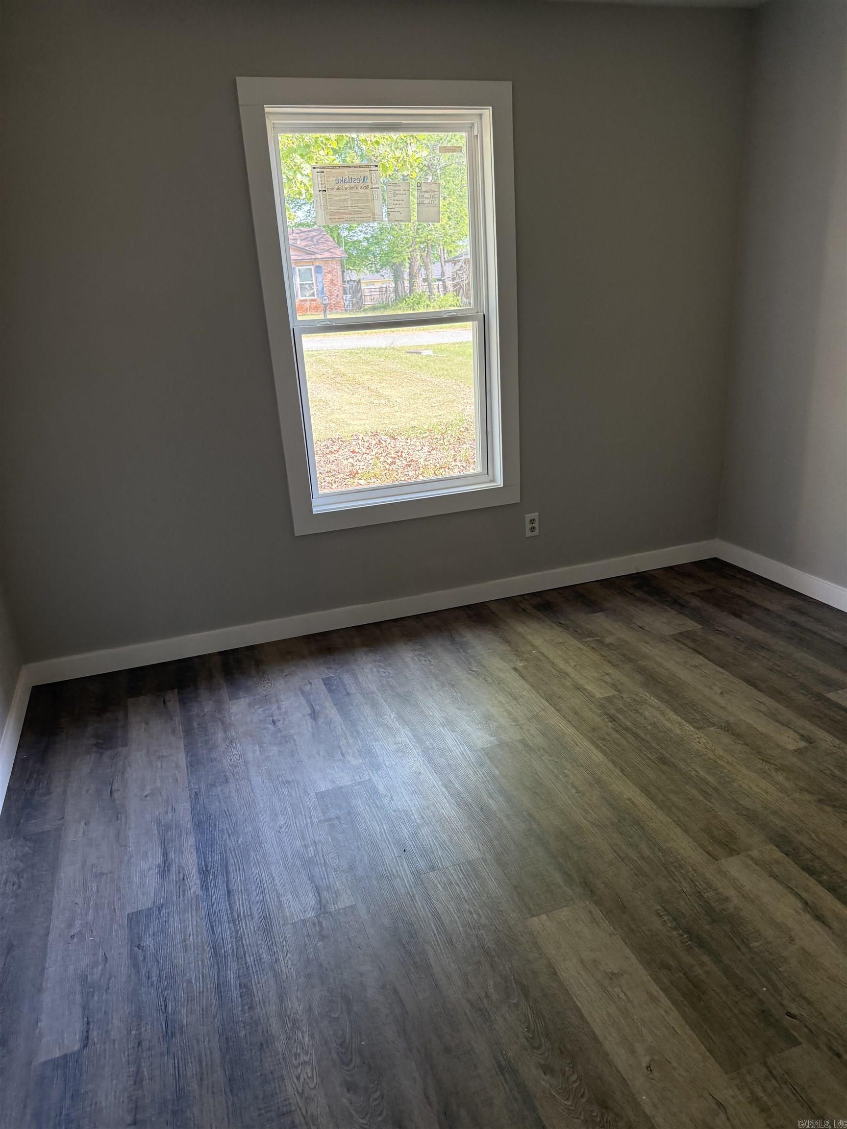 BRIARFIELD - Residential