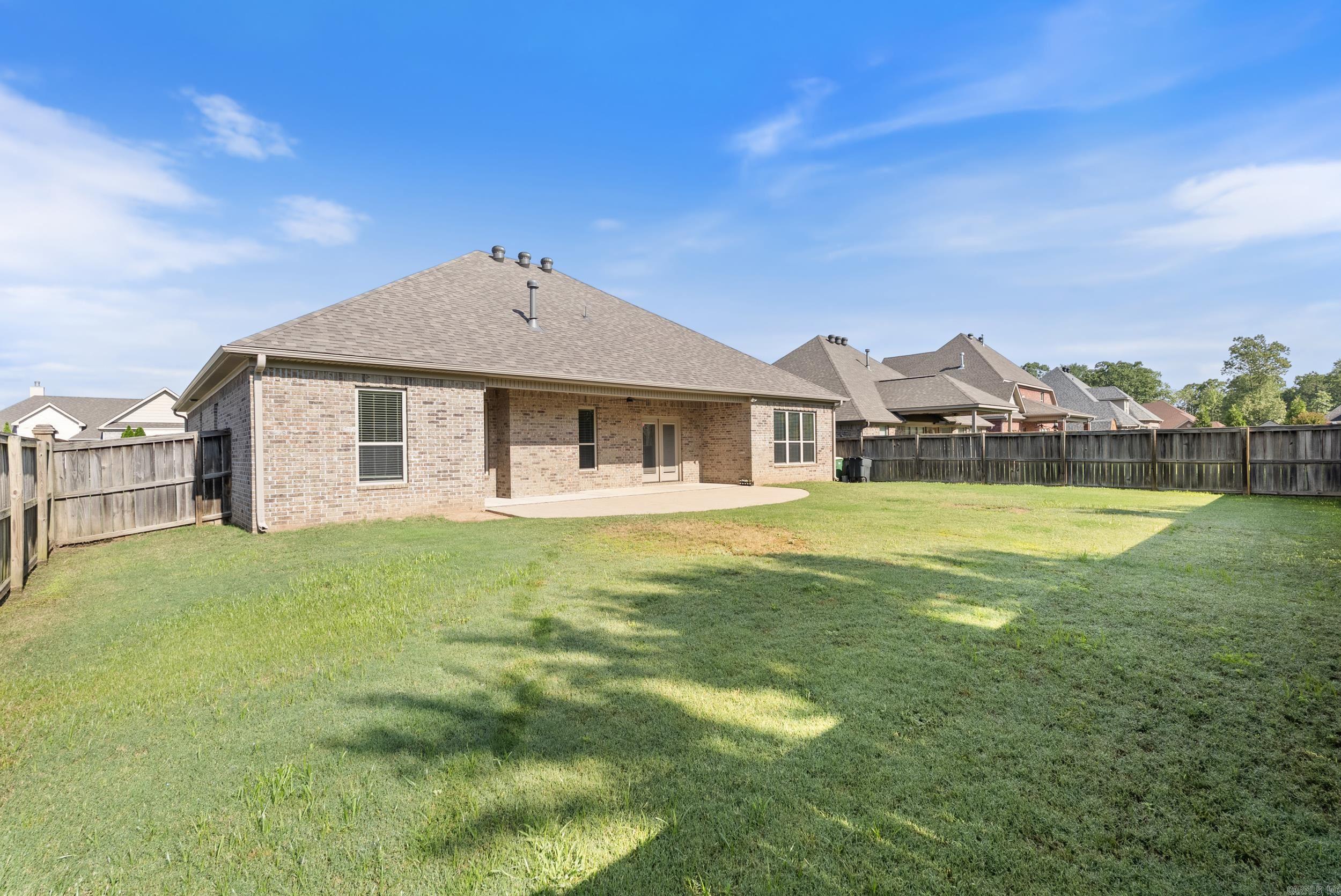 COUNTRY CLUB OF ARK THE - Residential