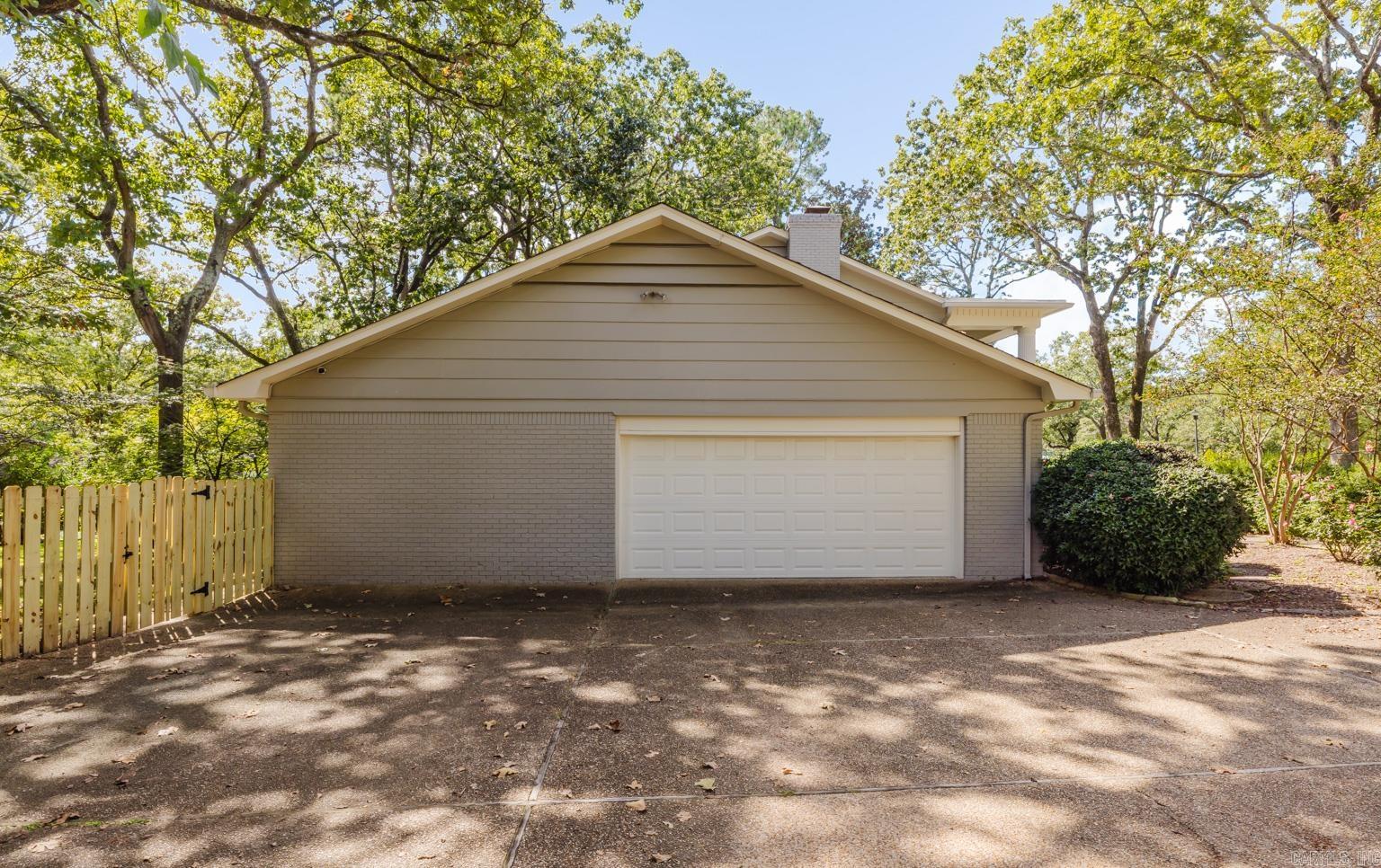 PLEASANT VALLEY - Residential