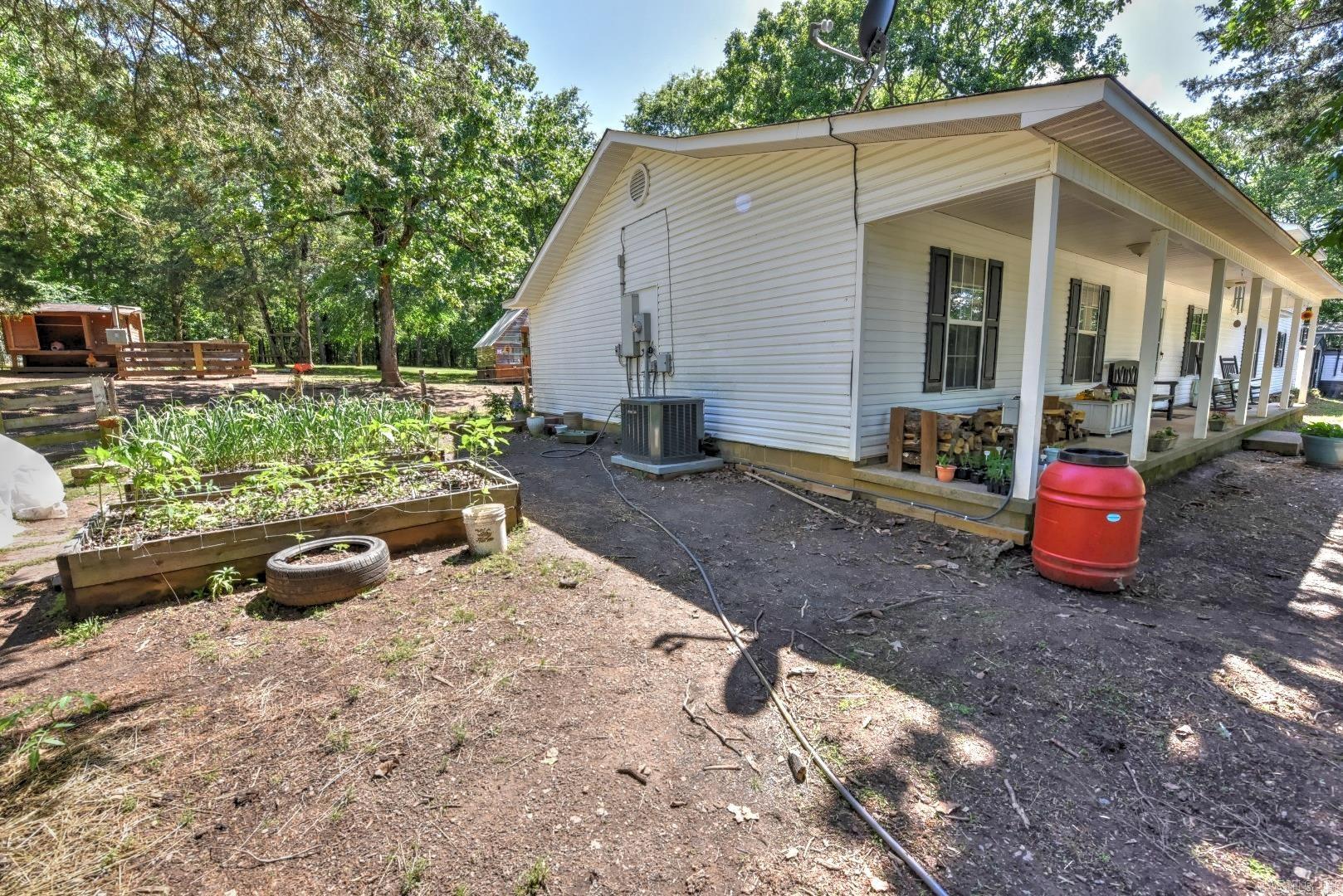 TANGLEWOOD ACRES - Residential