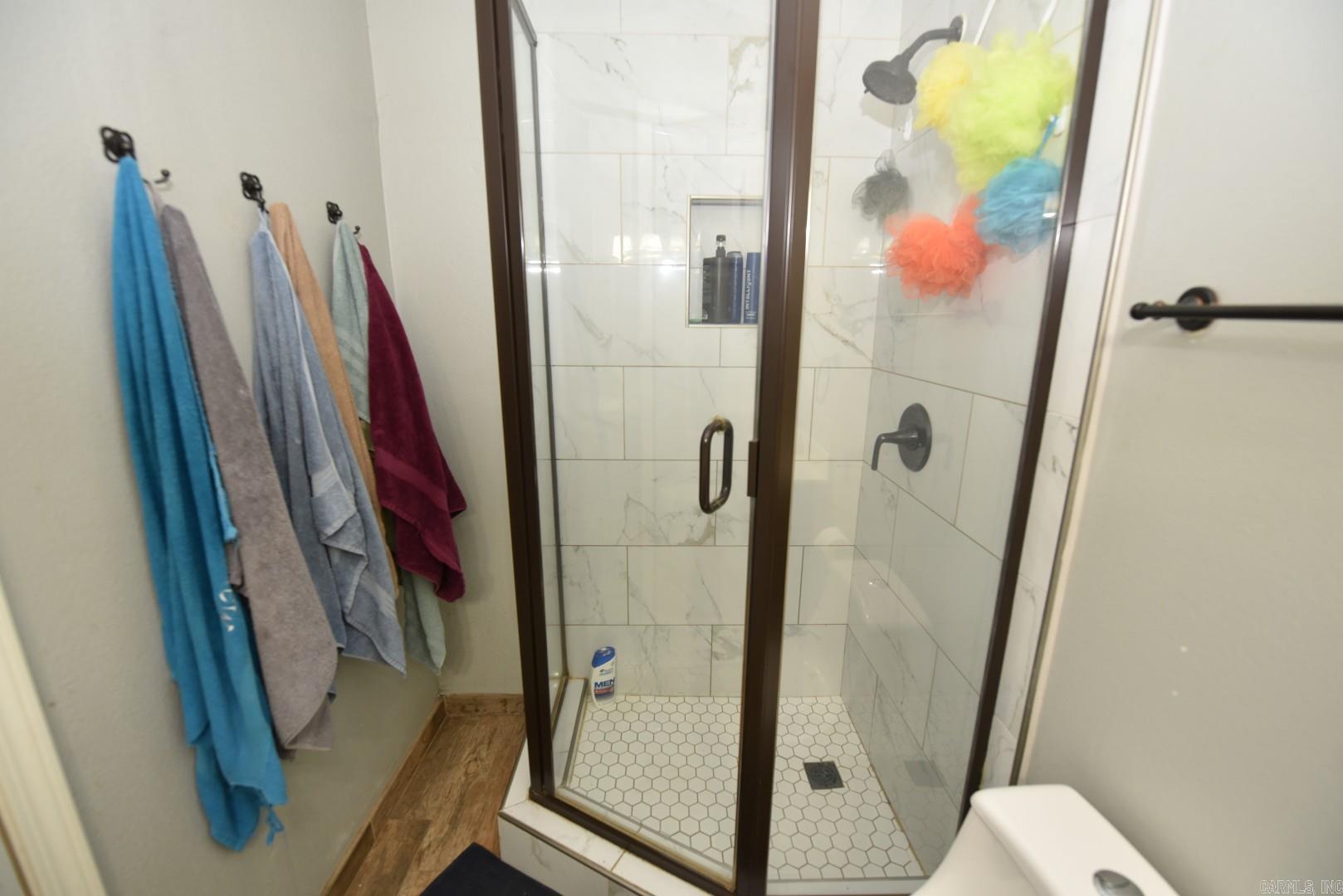 TANGLEWOOD ACRES - Residential