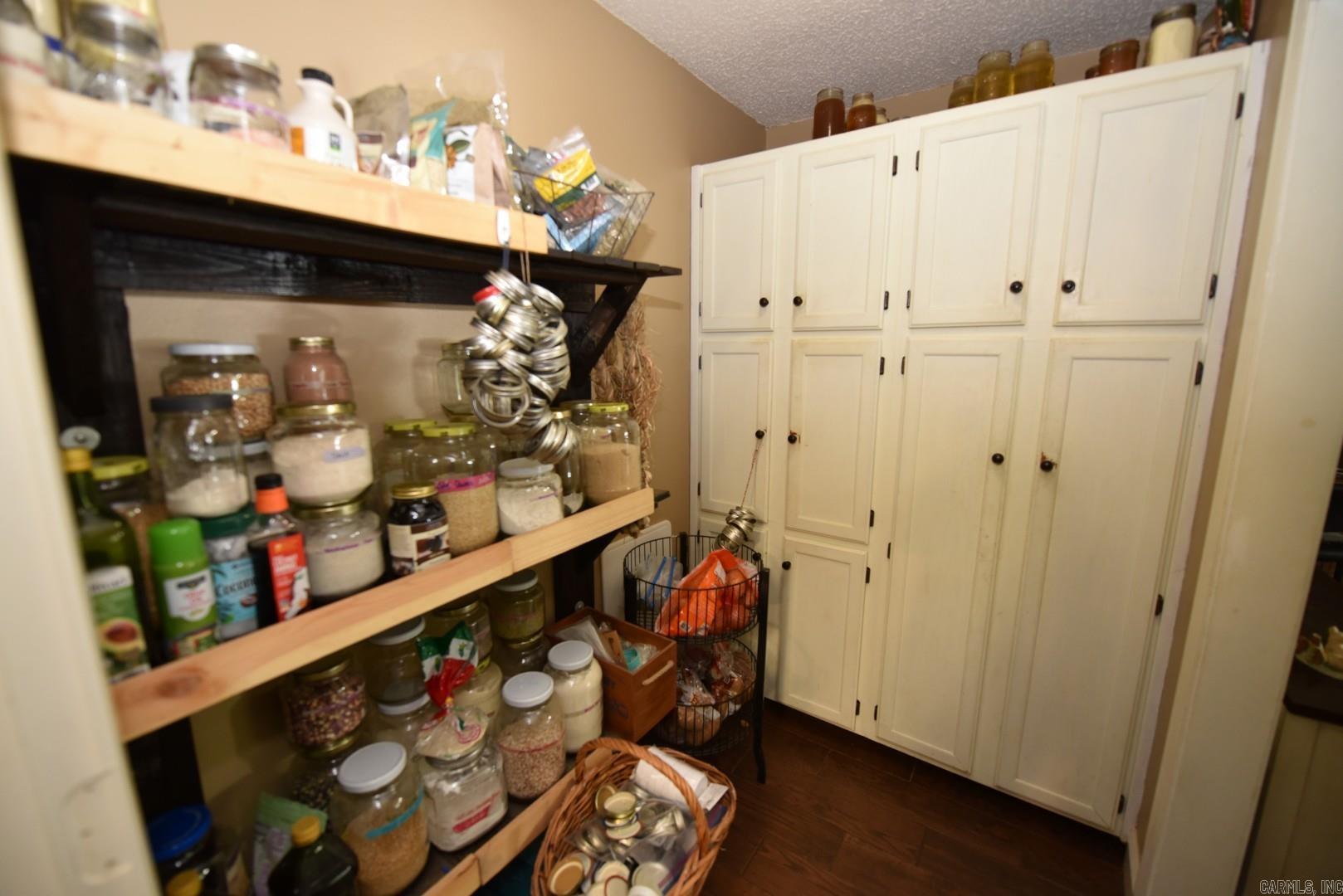 TANGLEWOOD ACRES - Residential