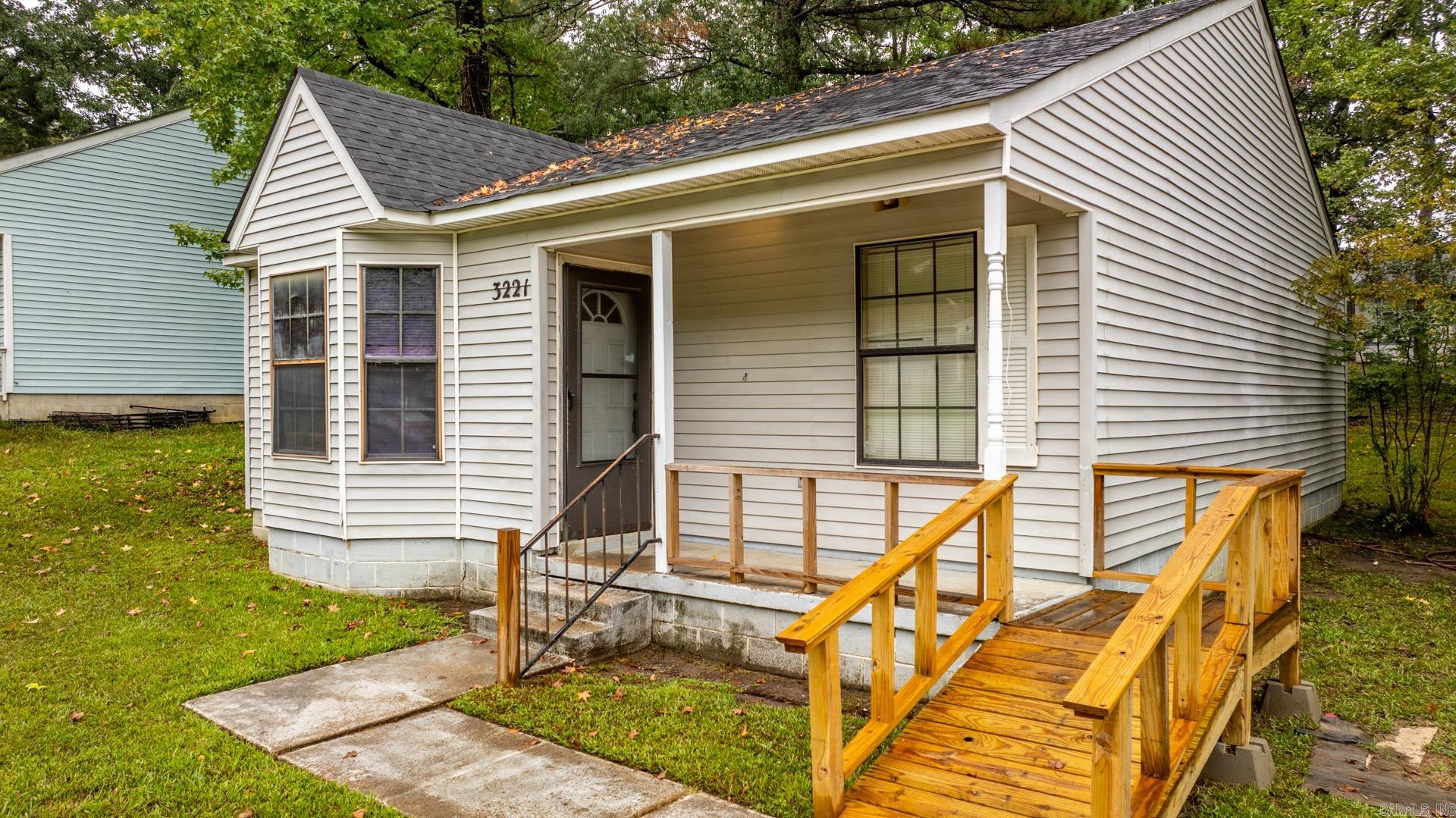 BARROW JOHN - Residential