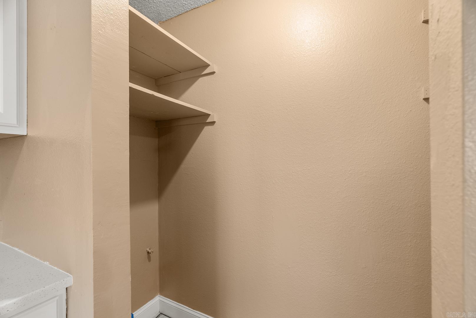 BARROW JOHN - Residential