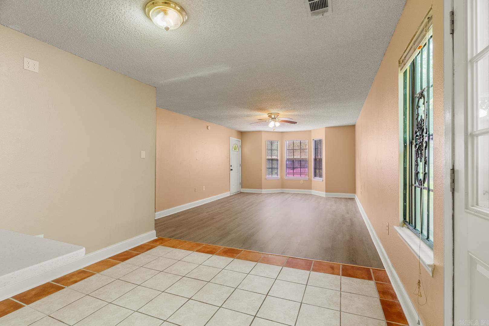 BARROW JOHN - Residential