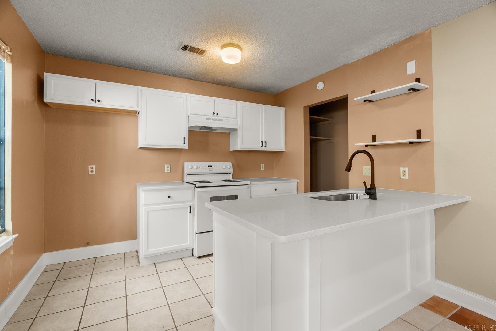 BARROW JOHN - Residential