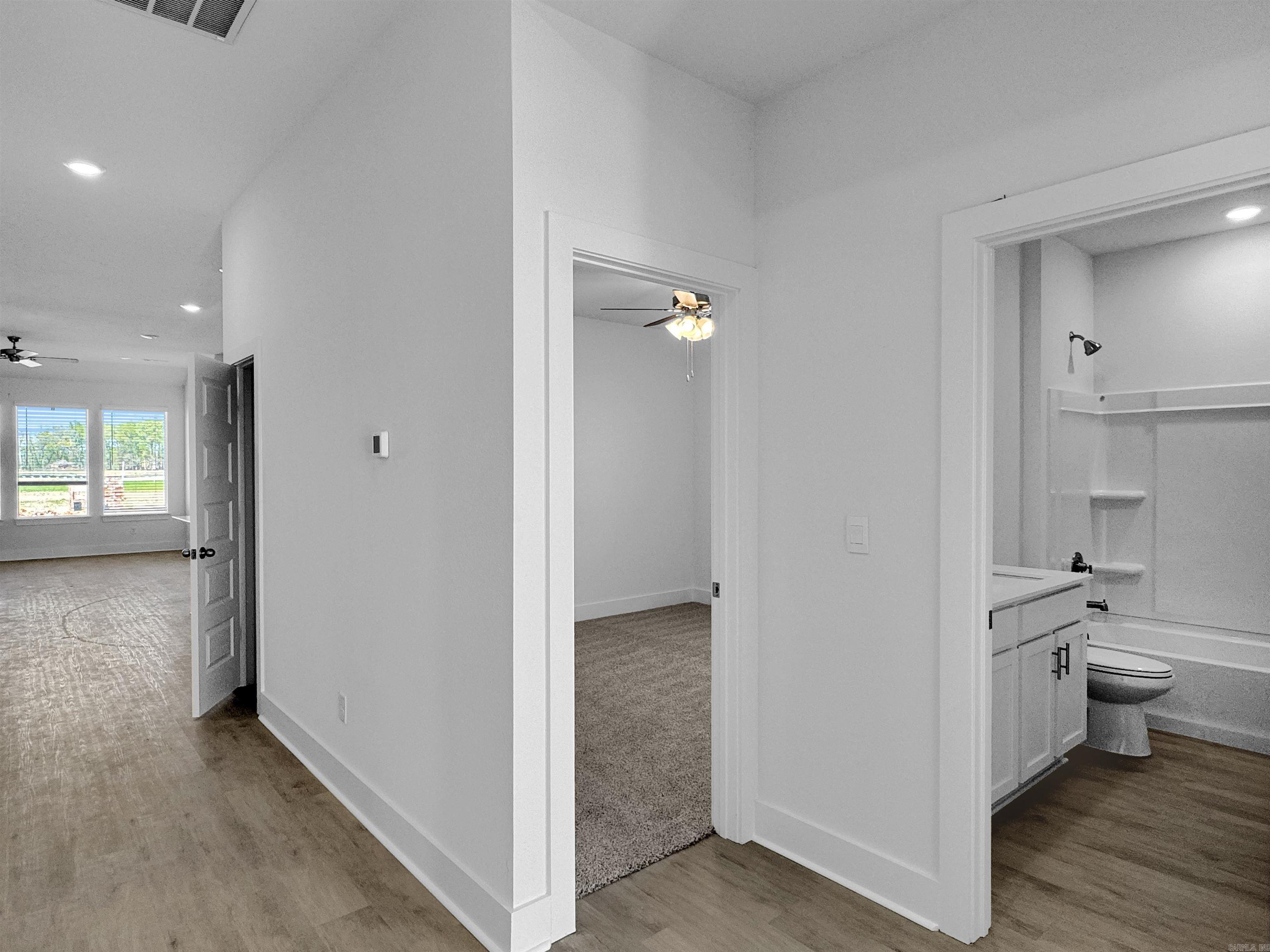THE RESERVE AT COUNTRY CLUB PHAS - Residential