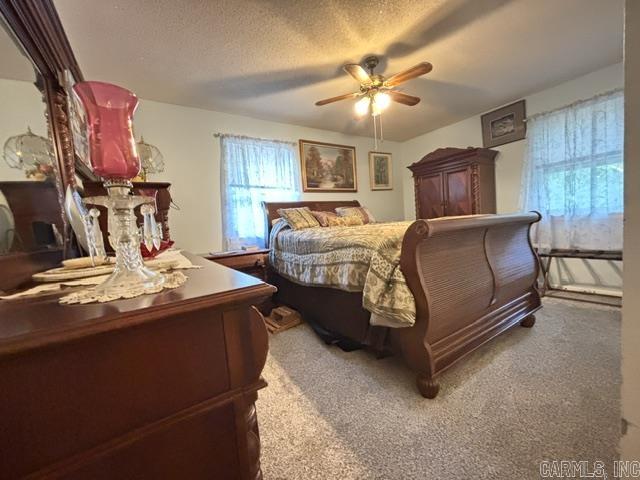 LEANING PINES - Residential
