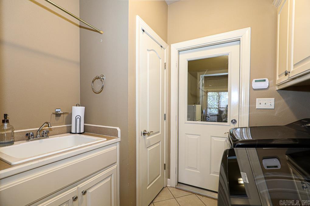 HURRICANE LAKE EST - Residential