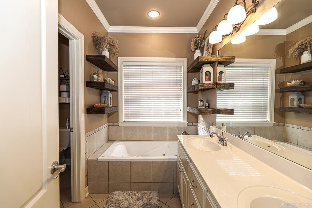 HURRICANE LAKE EST - Residential