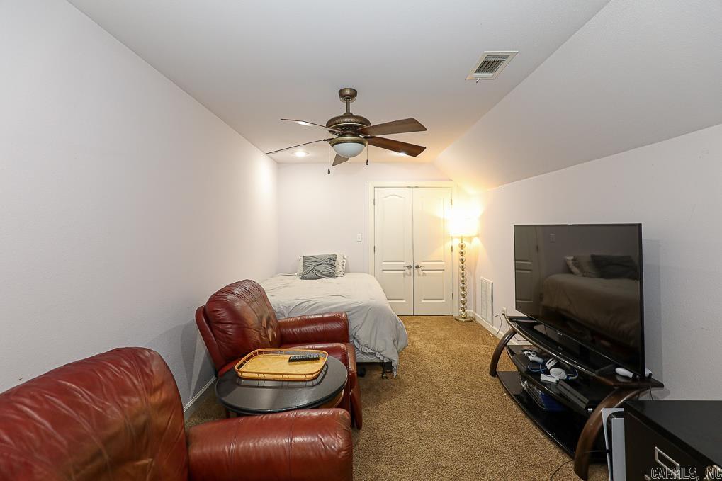 HURRICANE LAKE EST - Residential