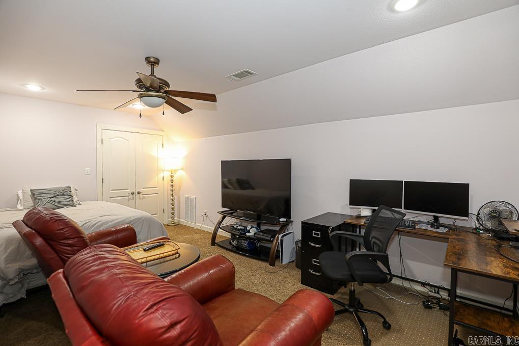 HURRICANE LAKE EST - Residential