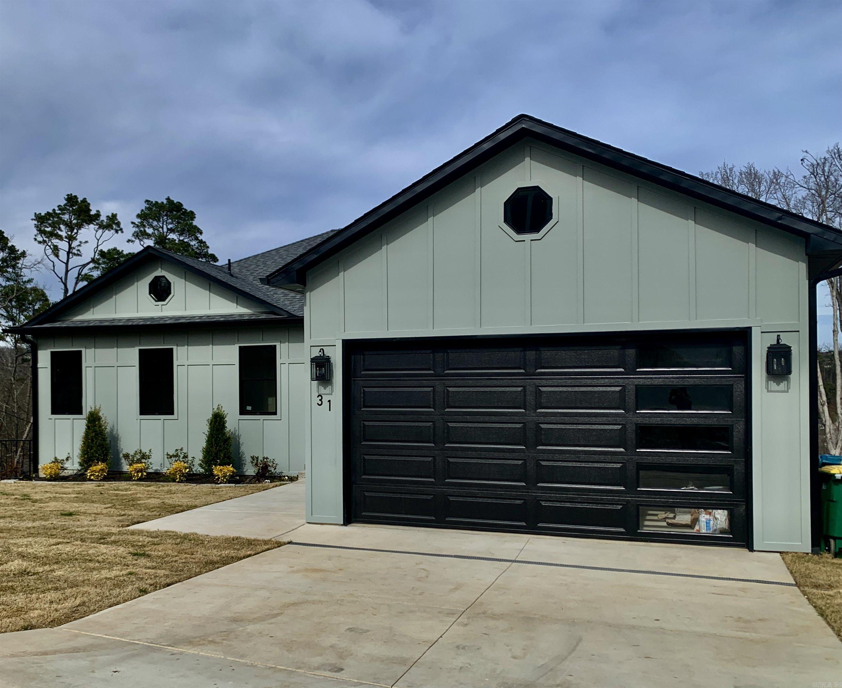 KINGWOOD PLACE - Residential