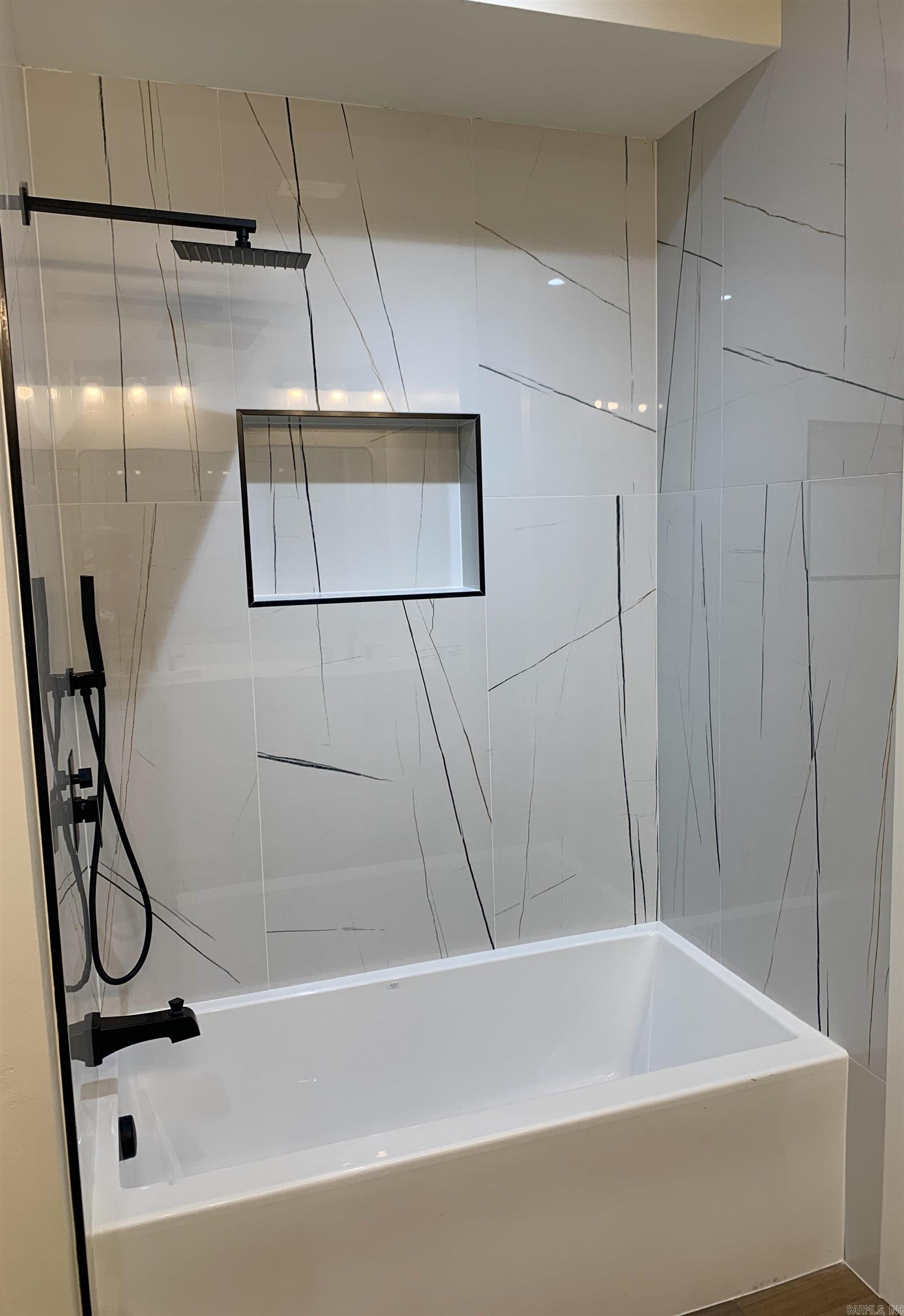 KINGWOOD PLACE - Residential