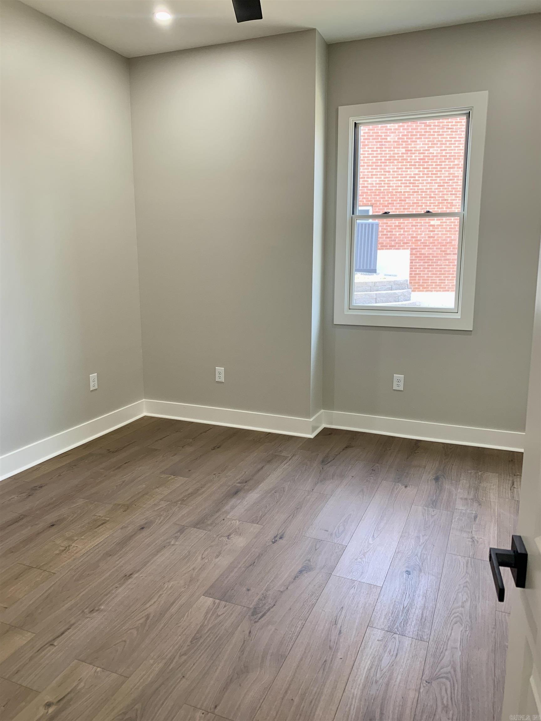 KINGWOOD PLACE - Residential